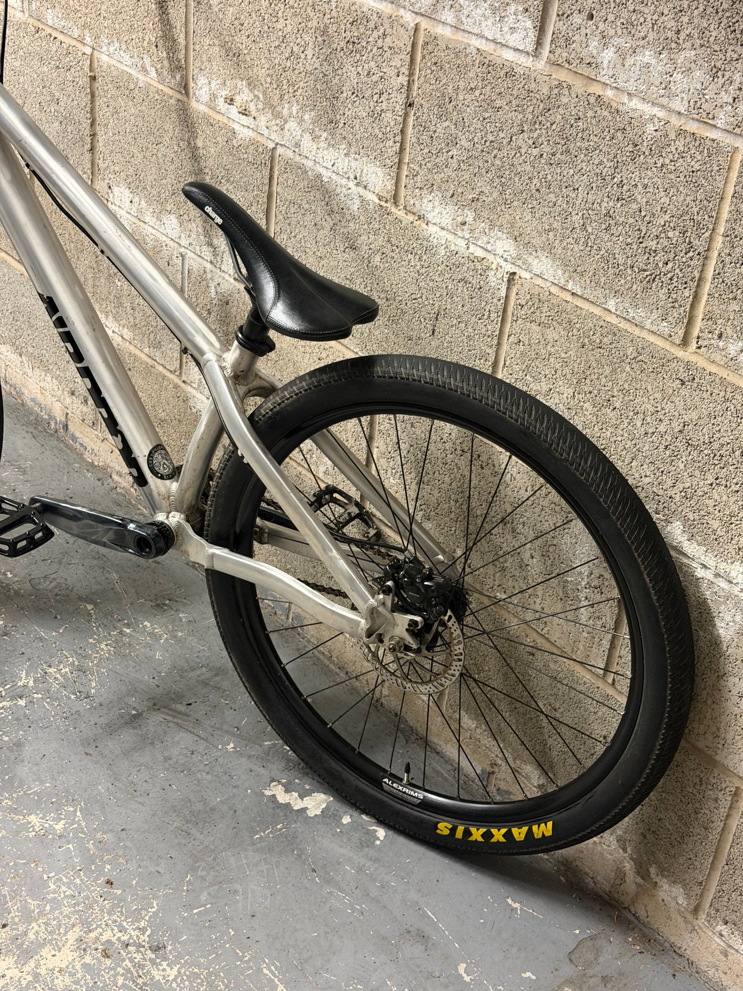Custom Airdrop Fade Dirt Jump Bike 26”