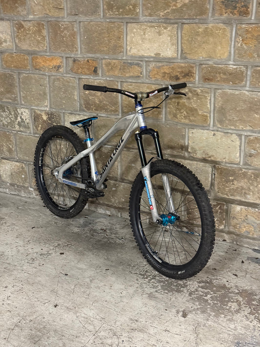 Custom Santa Cruz Dirt Jump Bike 26' (RRP £2500)