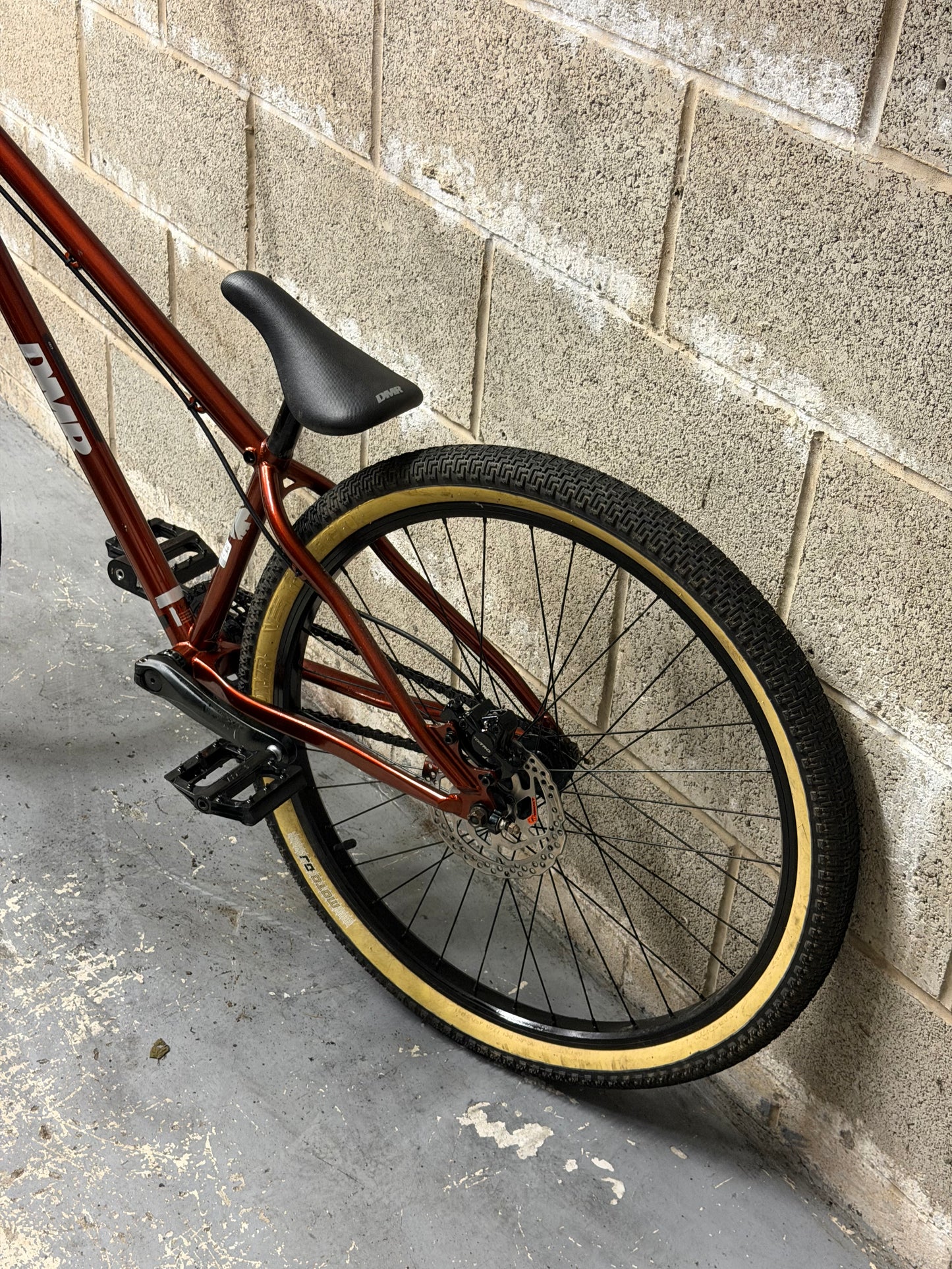 DMR Sect Pro Dirt Jump Bike 26”