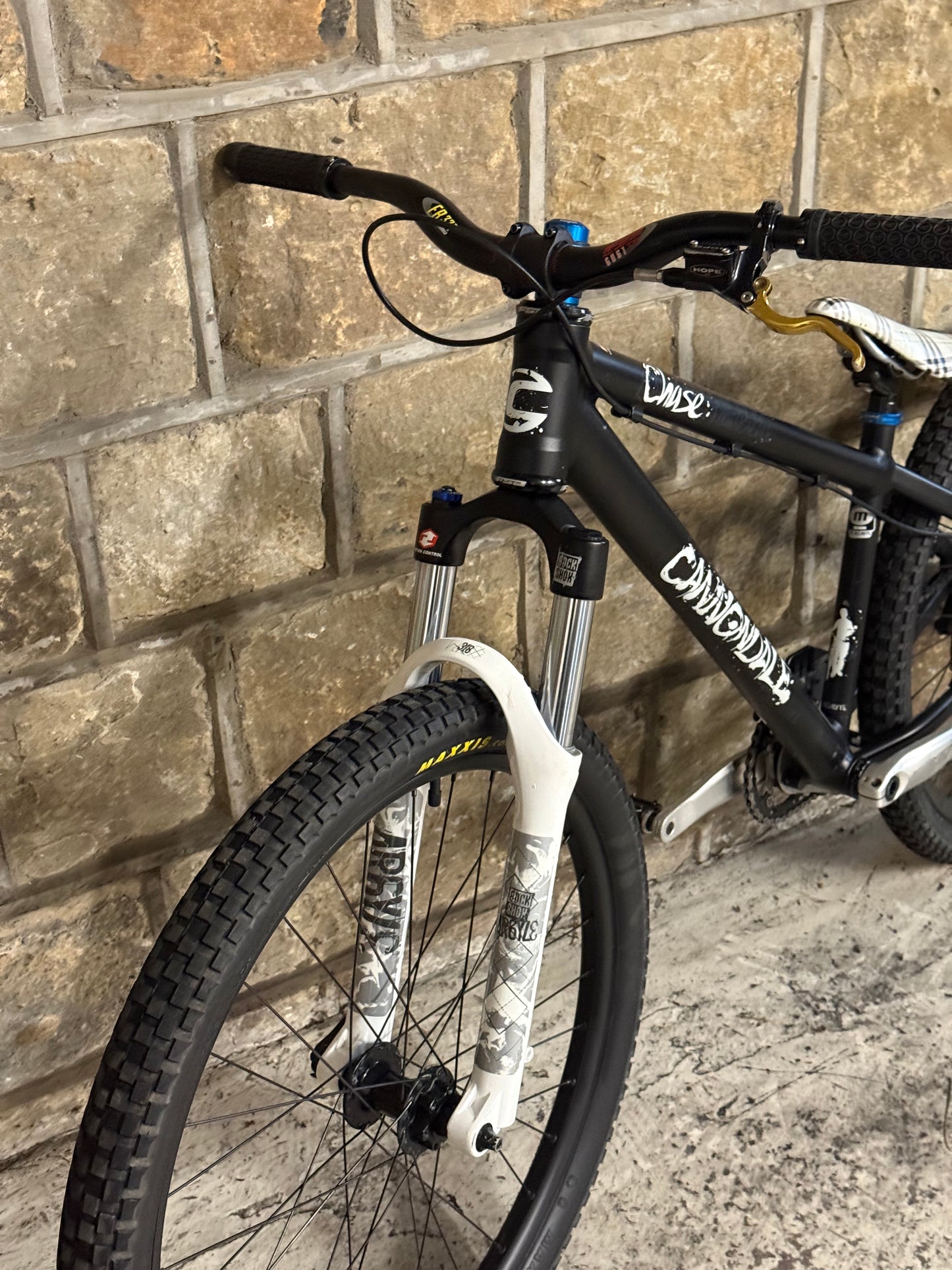 Custom Cannondale Dirt Jump Bike 26”