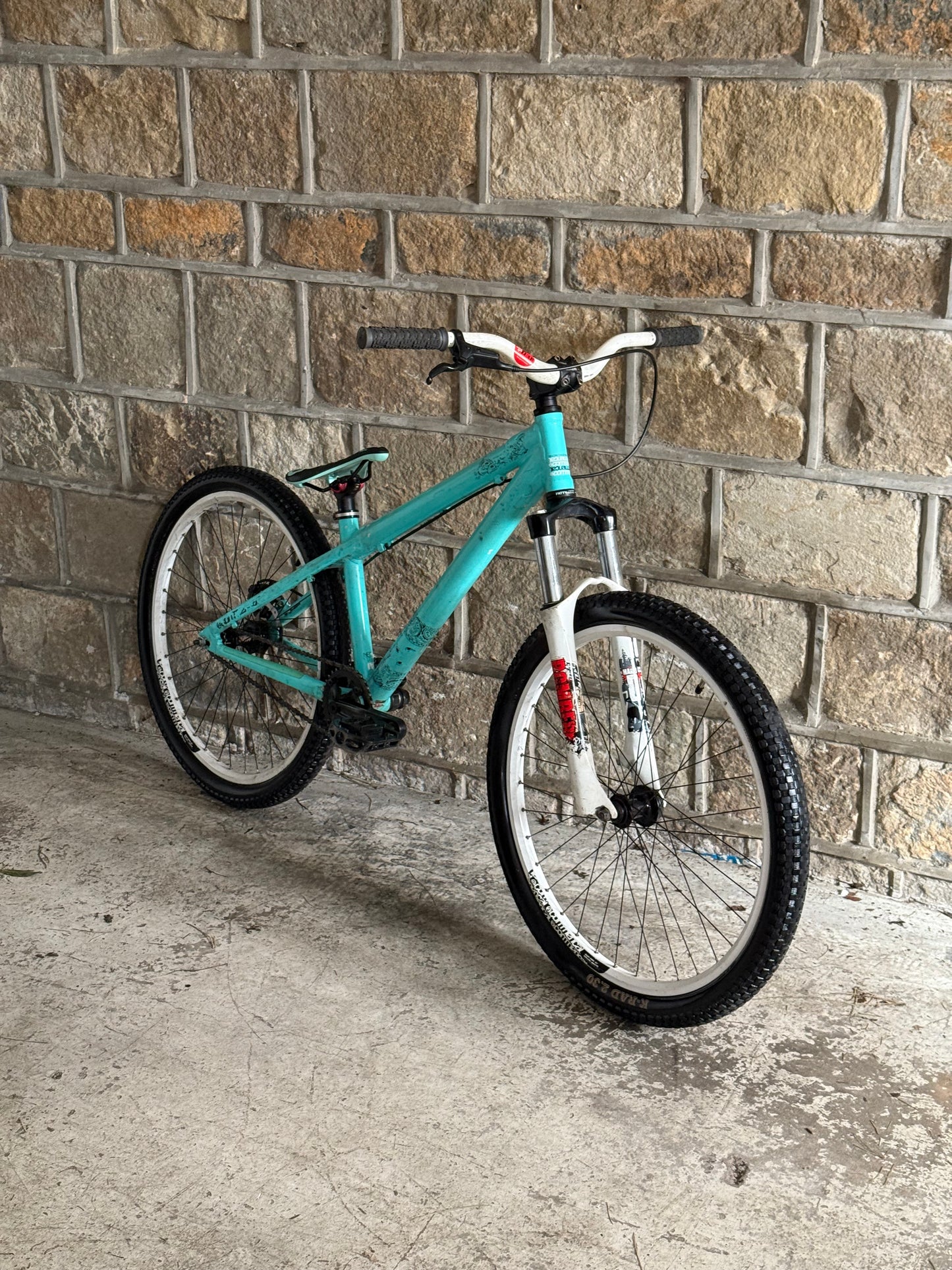 Custom Commencal Dirt Jump Bike 26”