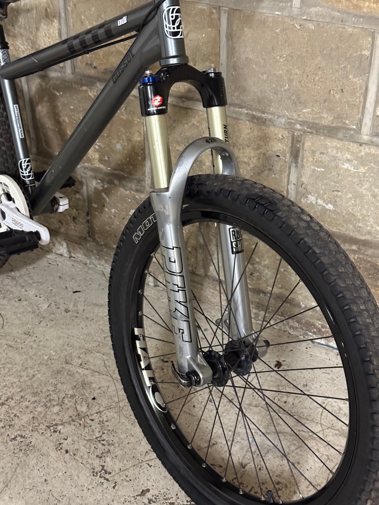 Custom DMR Dirt Jump Bike 24' (RRP £2000)