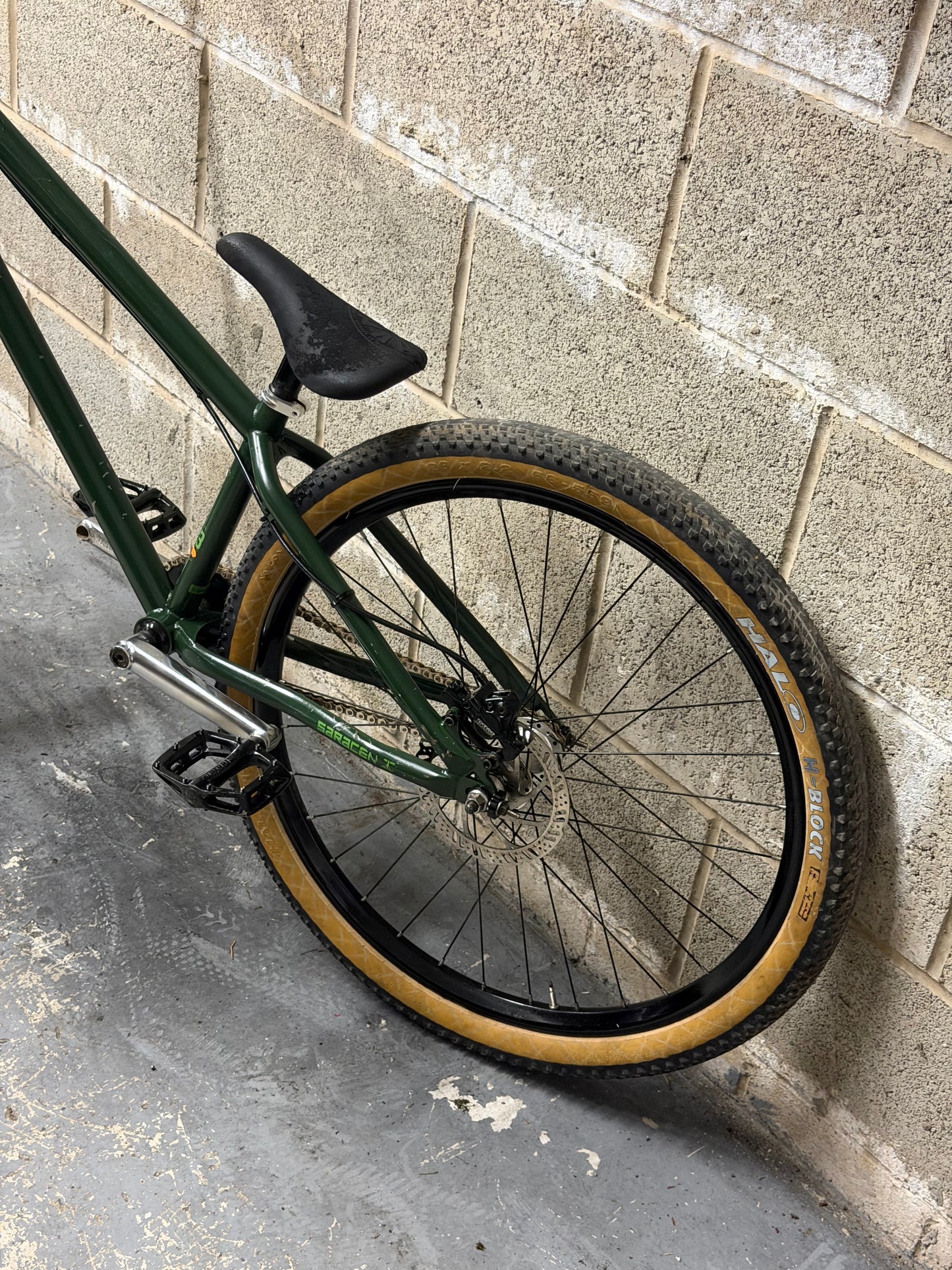 Custom Saracen Dirt Jump Bike 26”