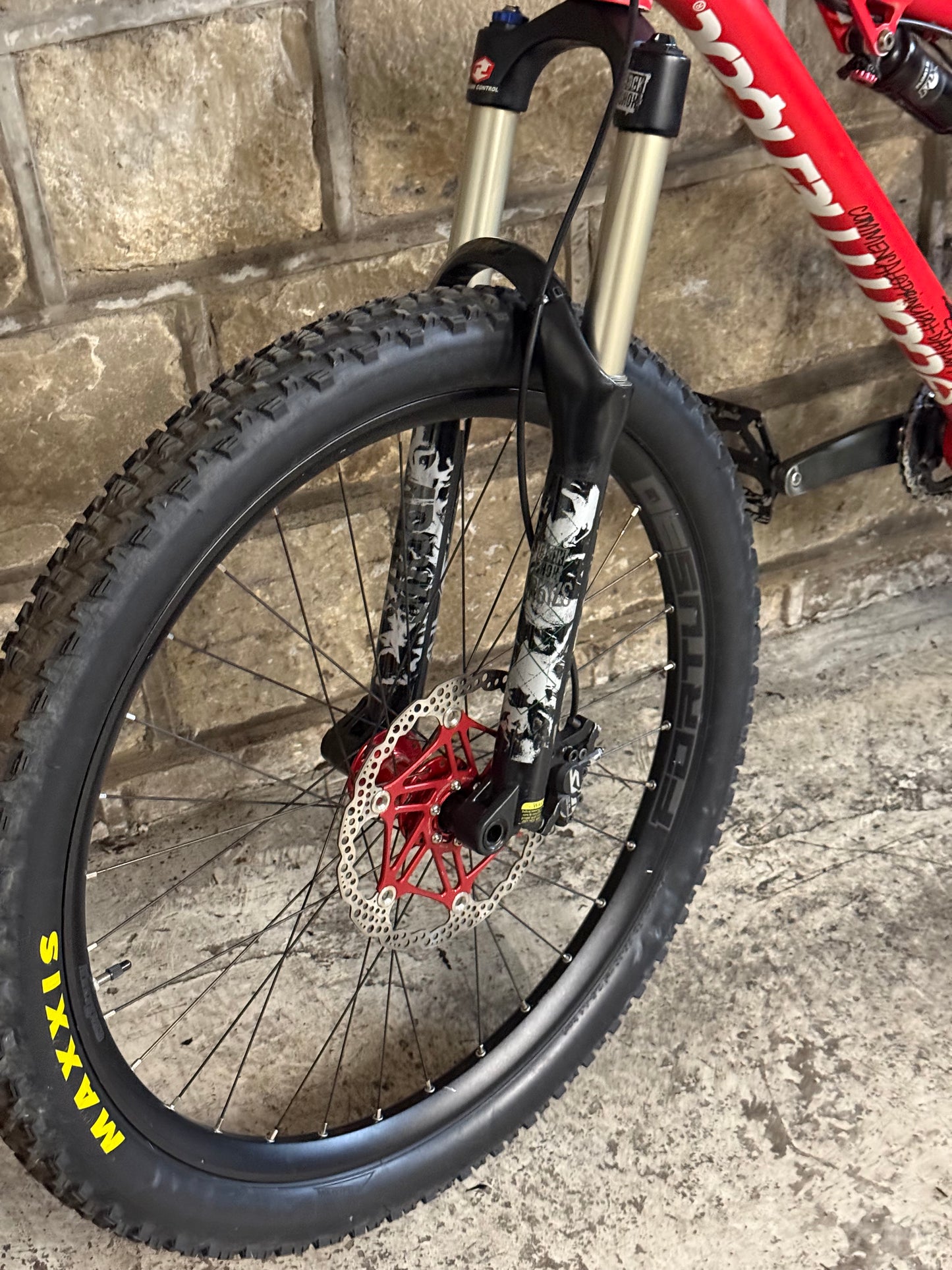 Commencal Custom Slopestyle Dirt Jump Bike 26”