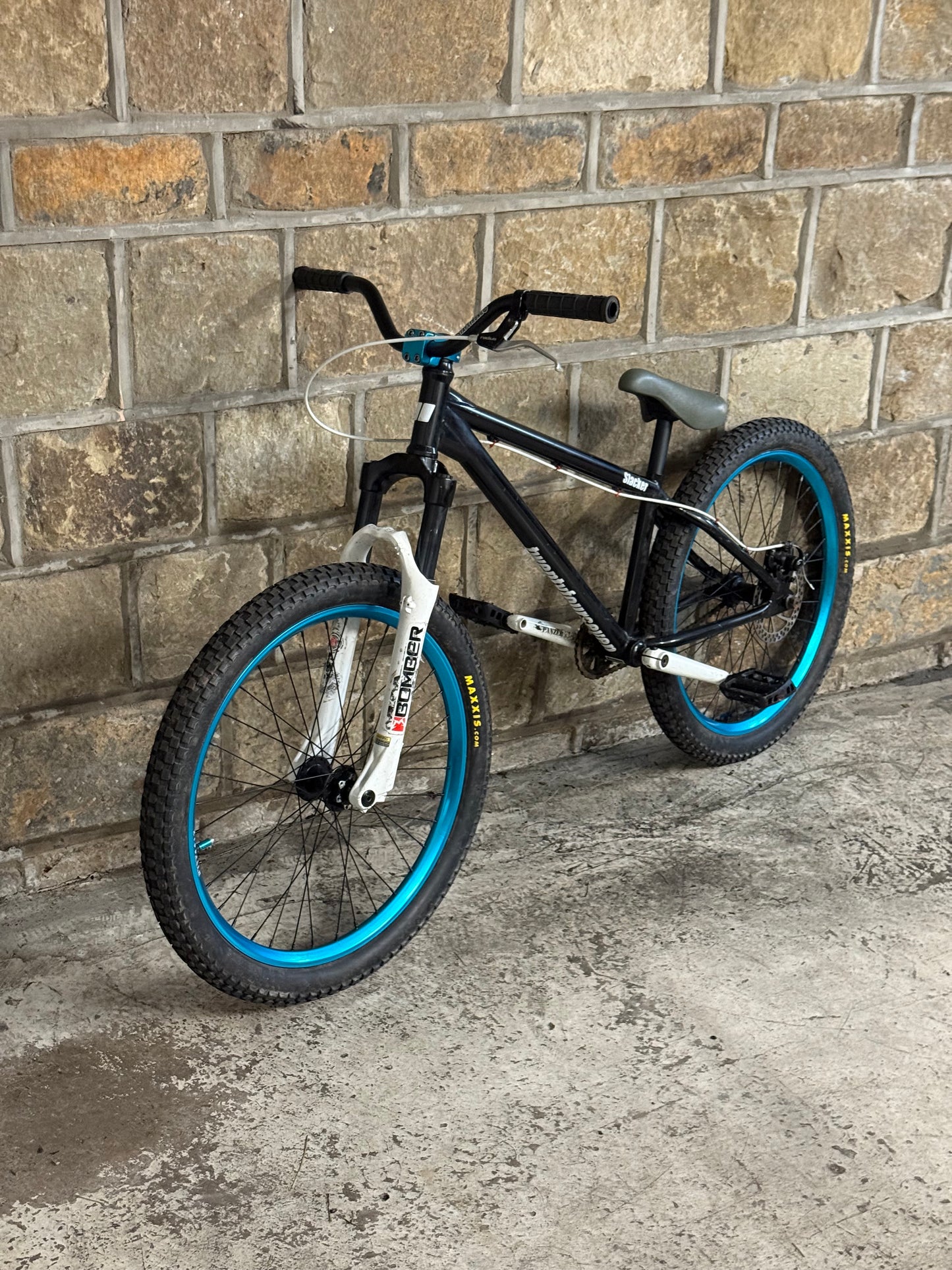 Custom 24 Seven Dirt Jump Bike 24”