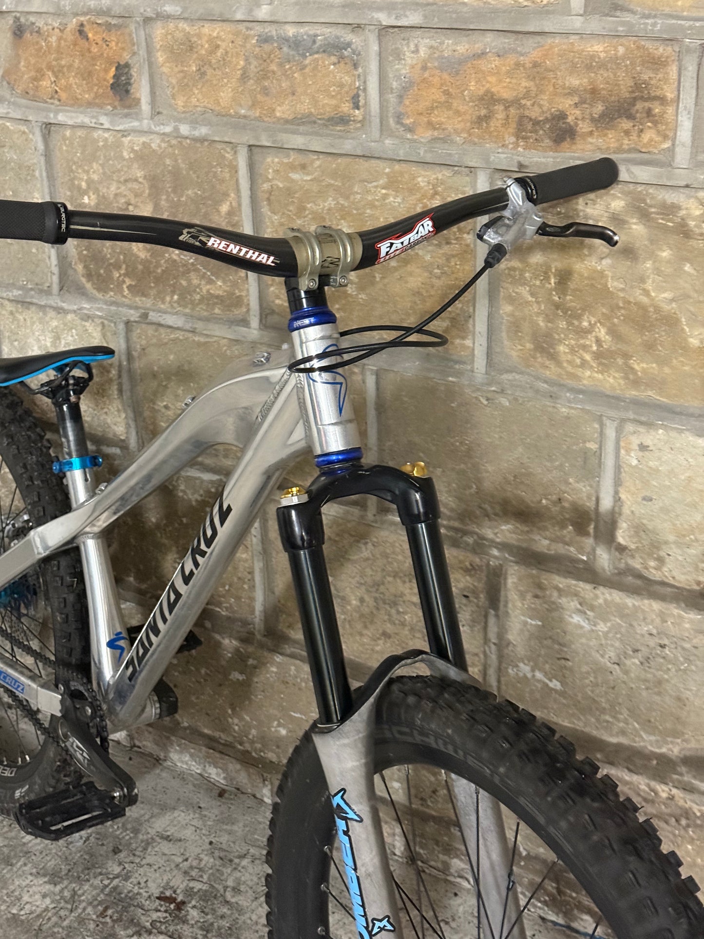 Custom Santa Cruz Dirt Jump Bike 26' (RRP £2500)