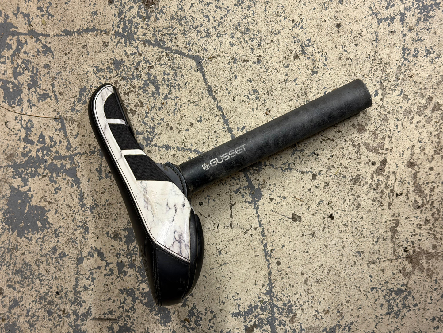 Gusset Matt Jones Seat + Gusset Seatpost RRP £70