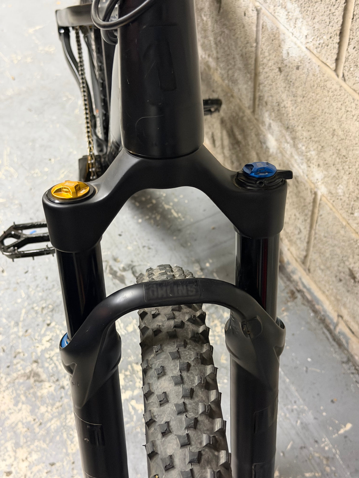 Custom Airdrop Fade Ohlins Dirt Jump Bike 26”