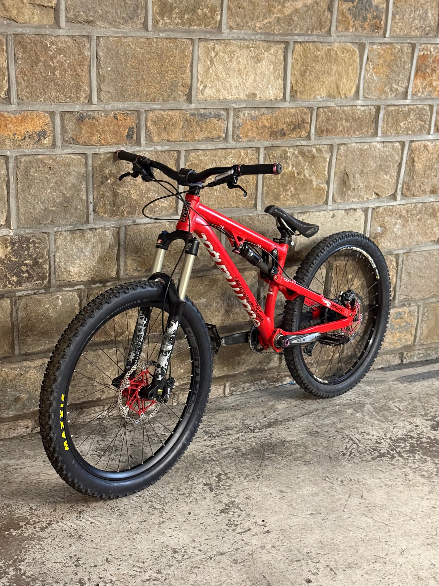 Commencal Custom Slopestyle Dirt Jump Bike 26”