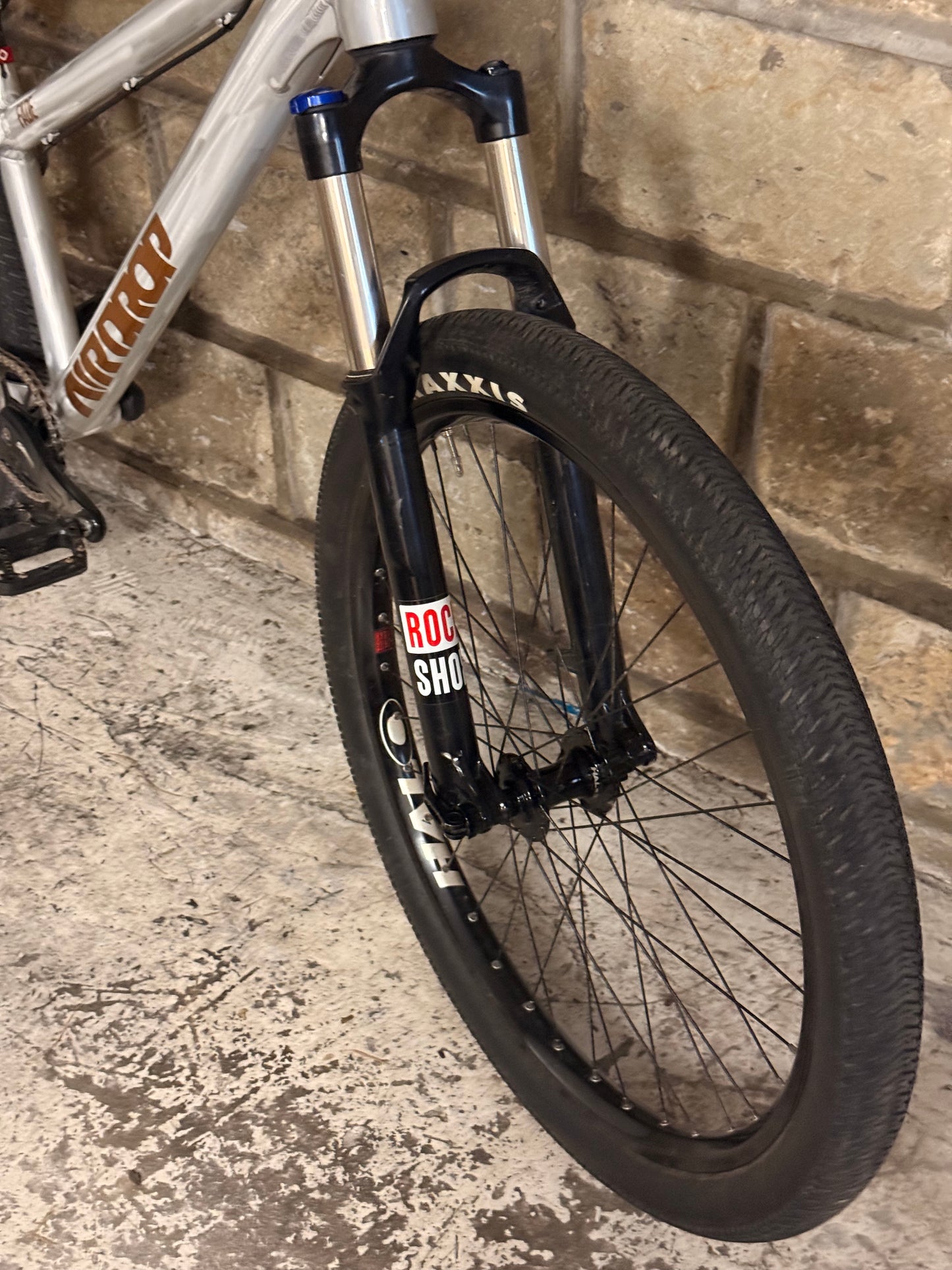 Custom Airdrop Fade Dirt Jump Bike 26”