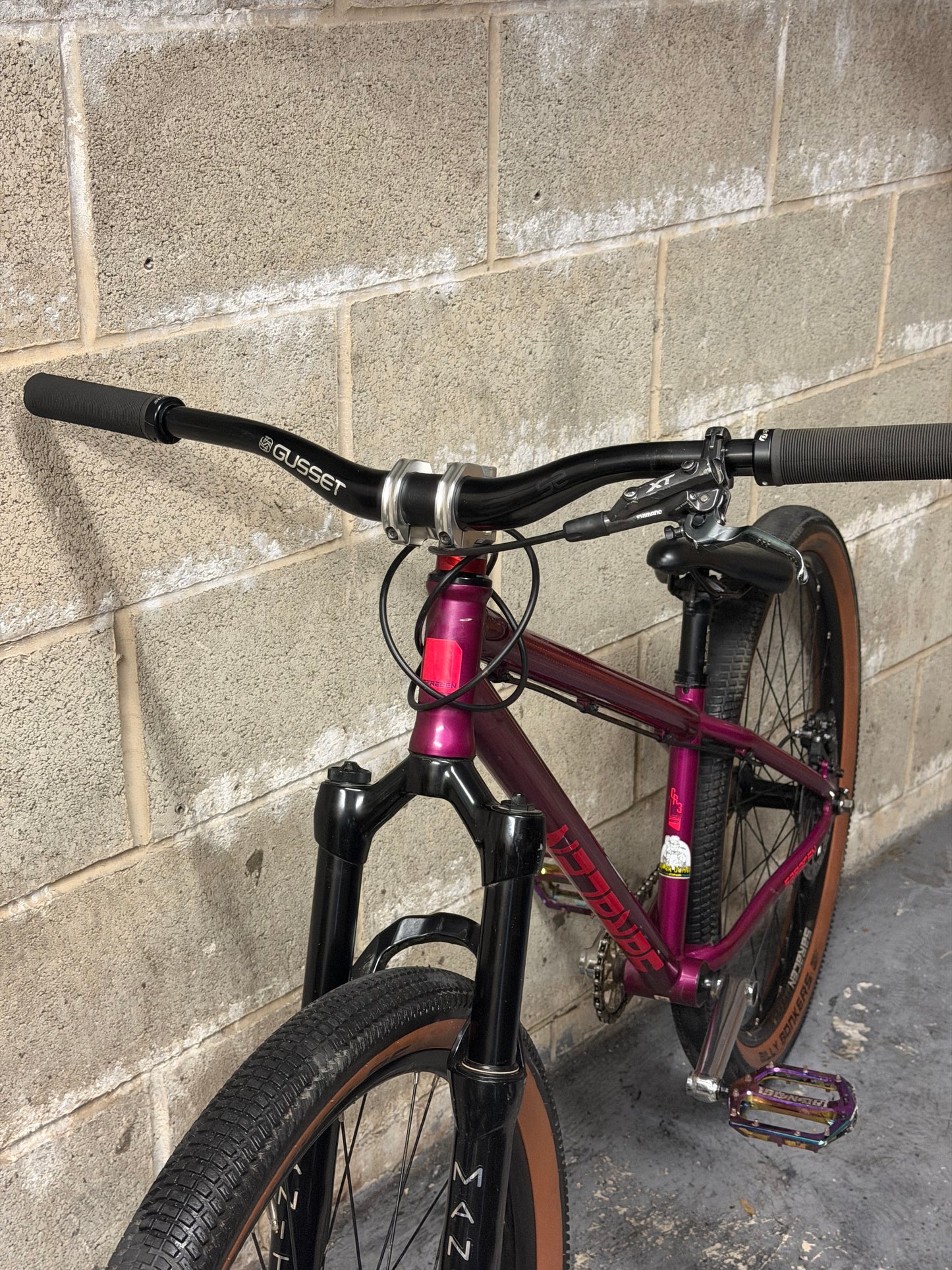 Custom Saracen Dirt Jump Bike 26”