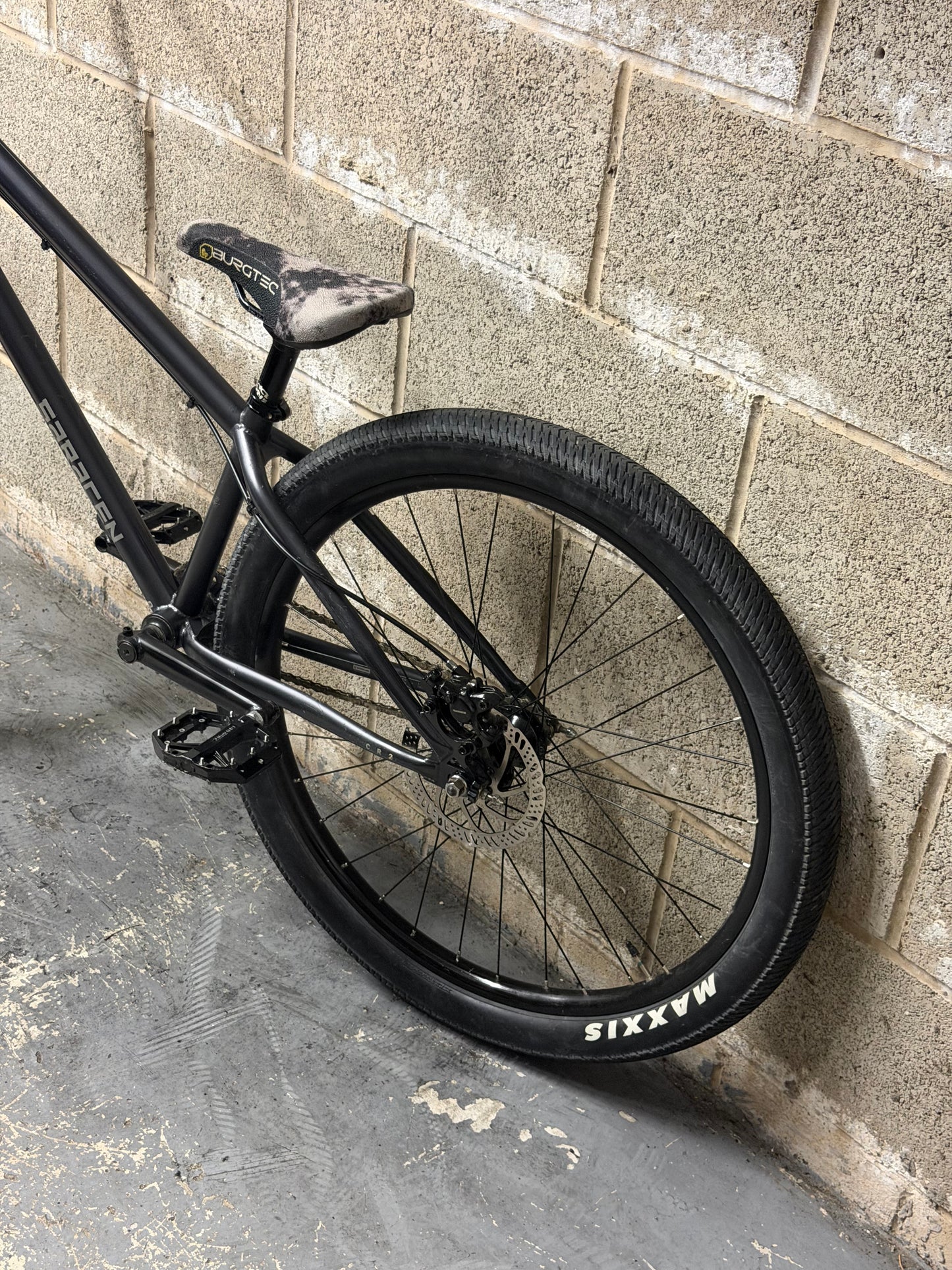 Custom Saracen Dirt Jump Bike 26”