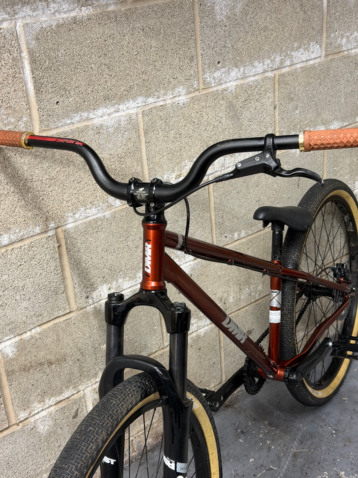 DMR Sect Pro Dirt Jump Bike 26”