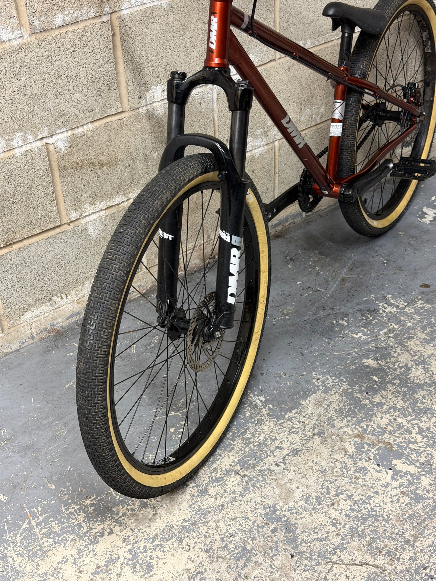 DMR Sect Pro Dirt Jump Bike 26”