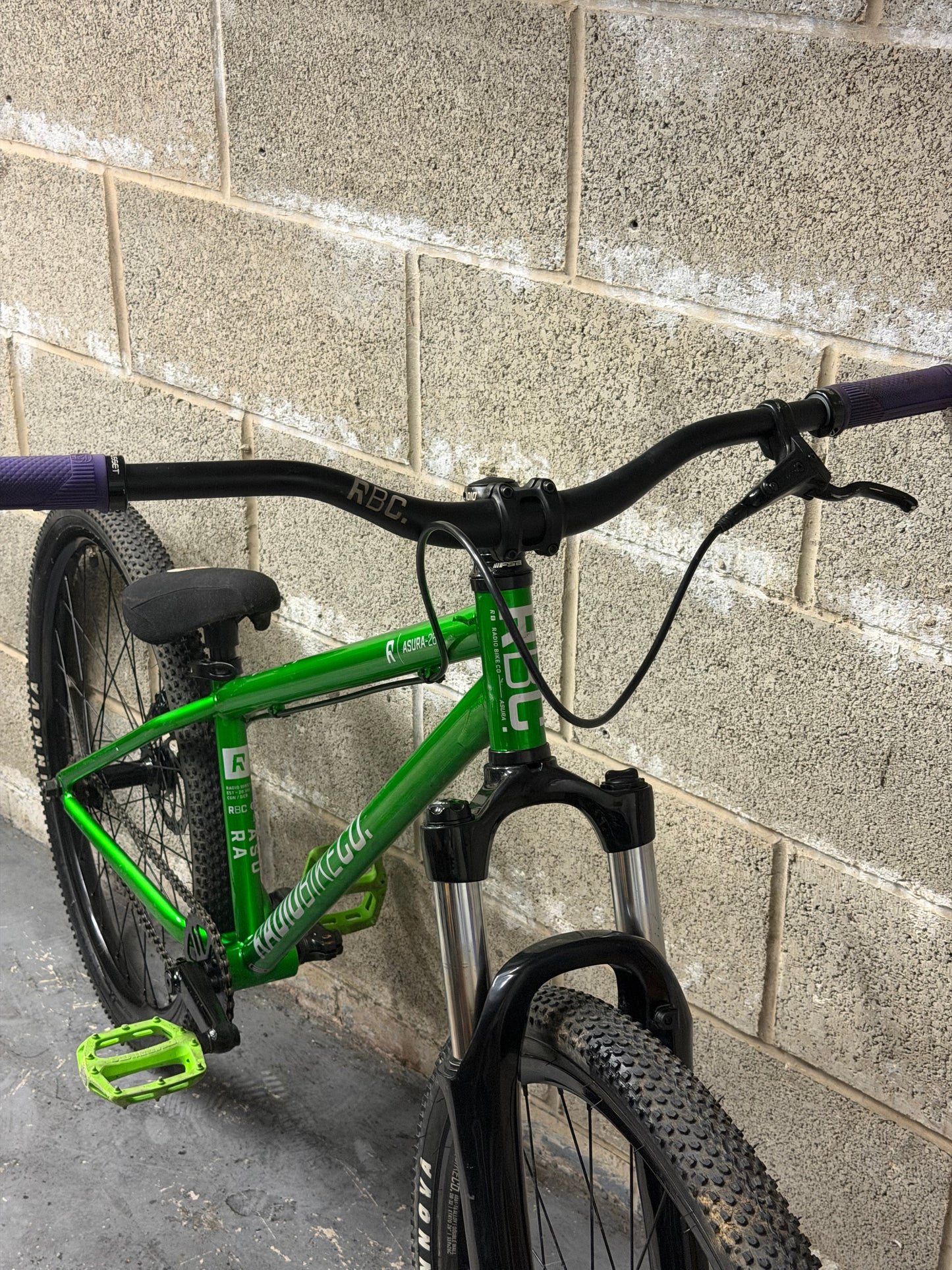 Custom Radio Asura Dirt Jump Bike 26”