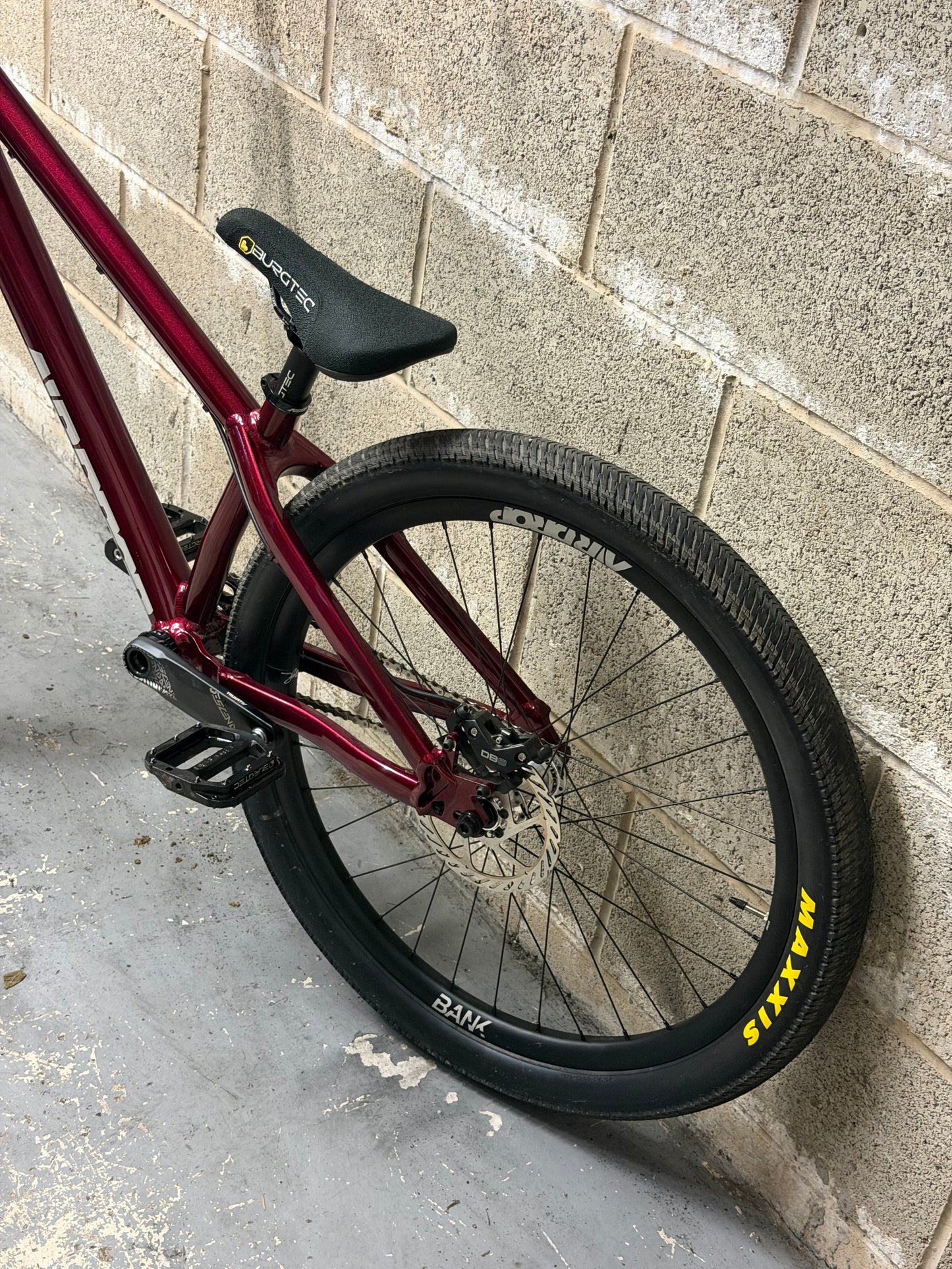 Custom Airdrop Fade Dirt Jump Bike 26”
