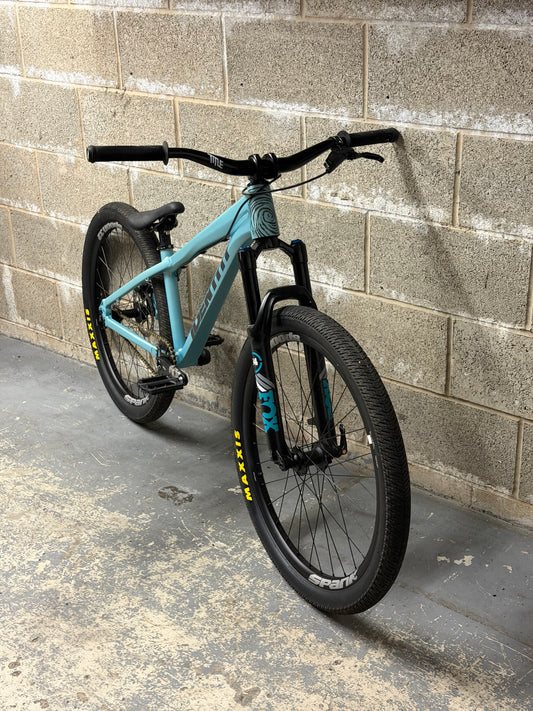 Custom Identiti Dirt Jump Bike 26”