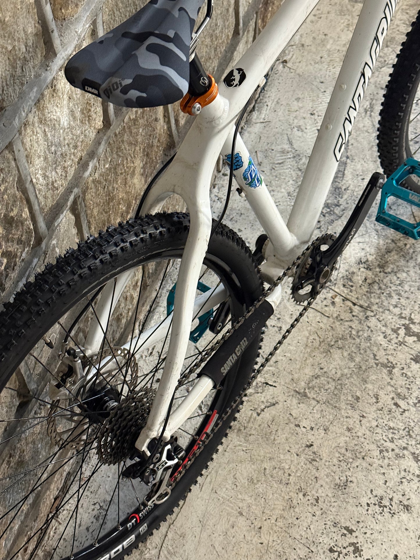 Custom Santa Cruz Chameleon Mountain Bike 26”