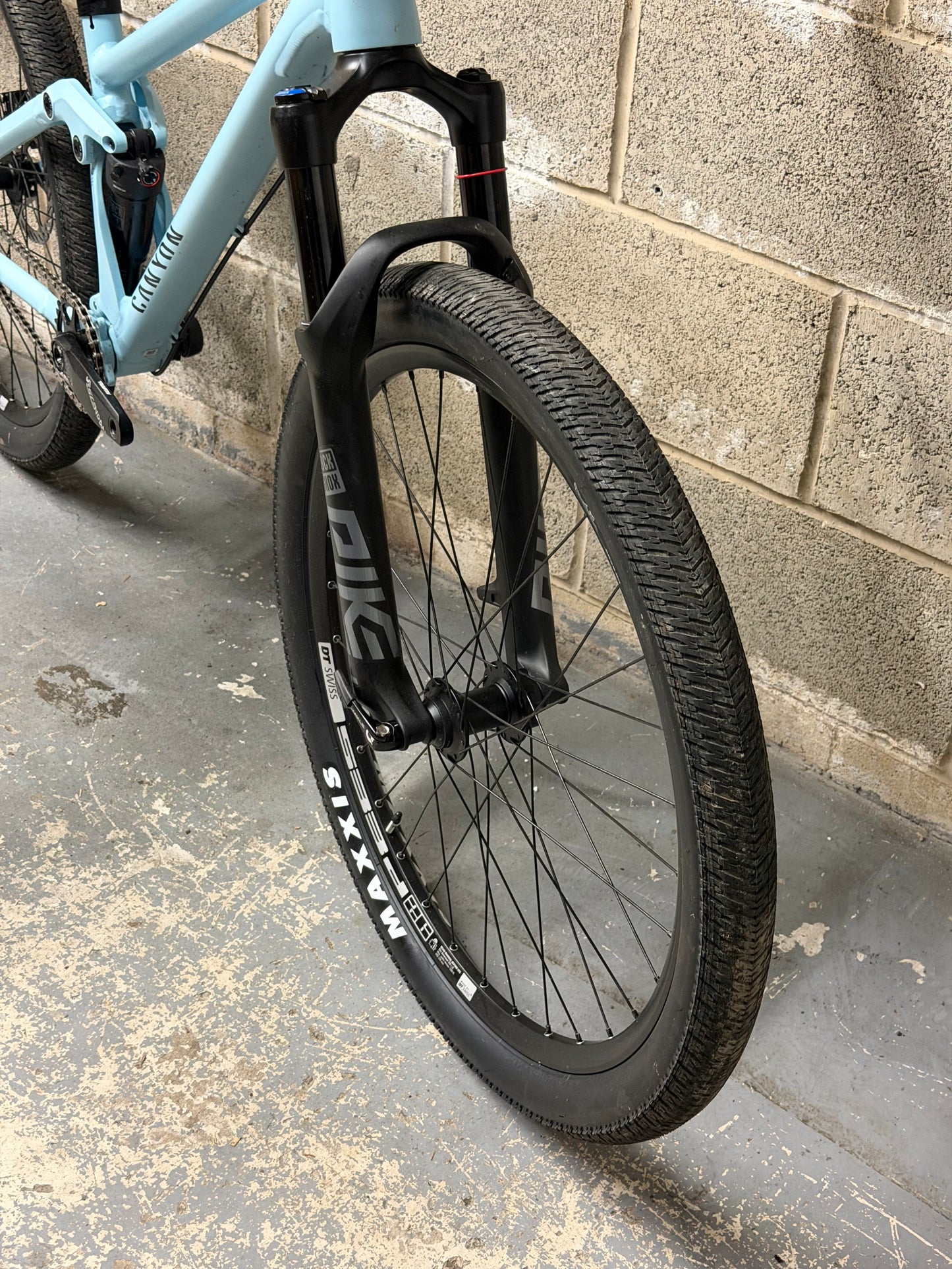 Custom Canyon Stitched 720 Slopestyle Dirt Jump Bike 26”
