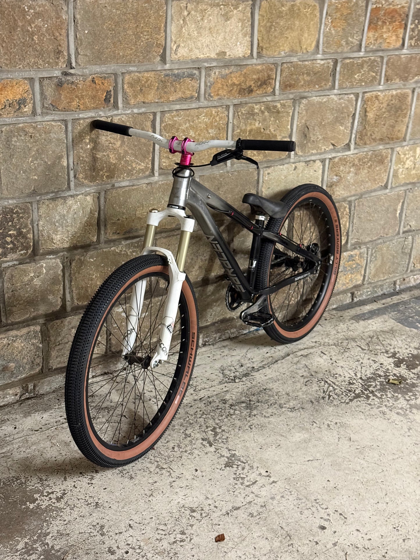 Custom Saracen Dirt Jump Bike 26”