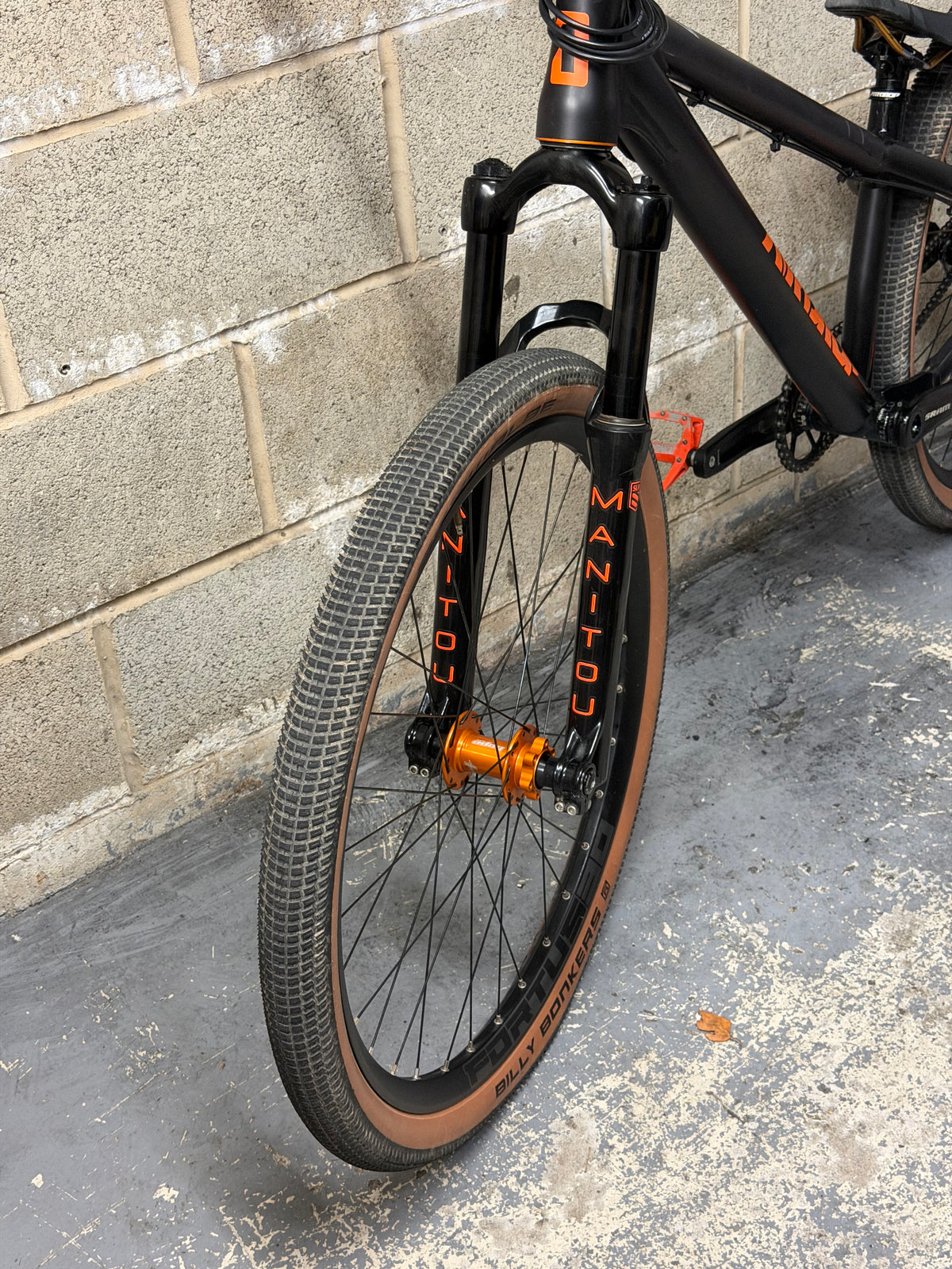 Custom Airdrop Fade Dirt Jump Bike 26”