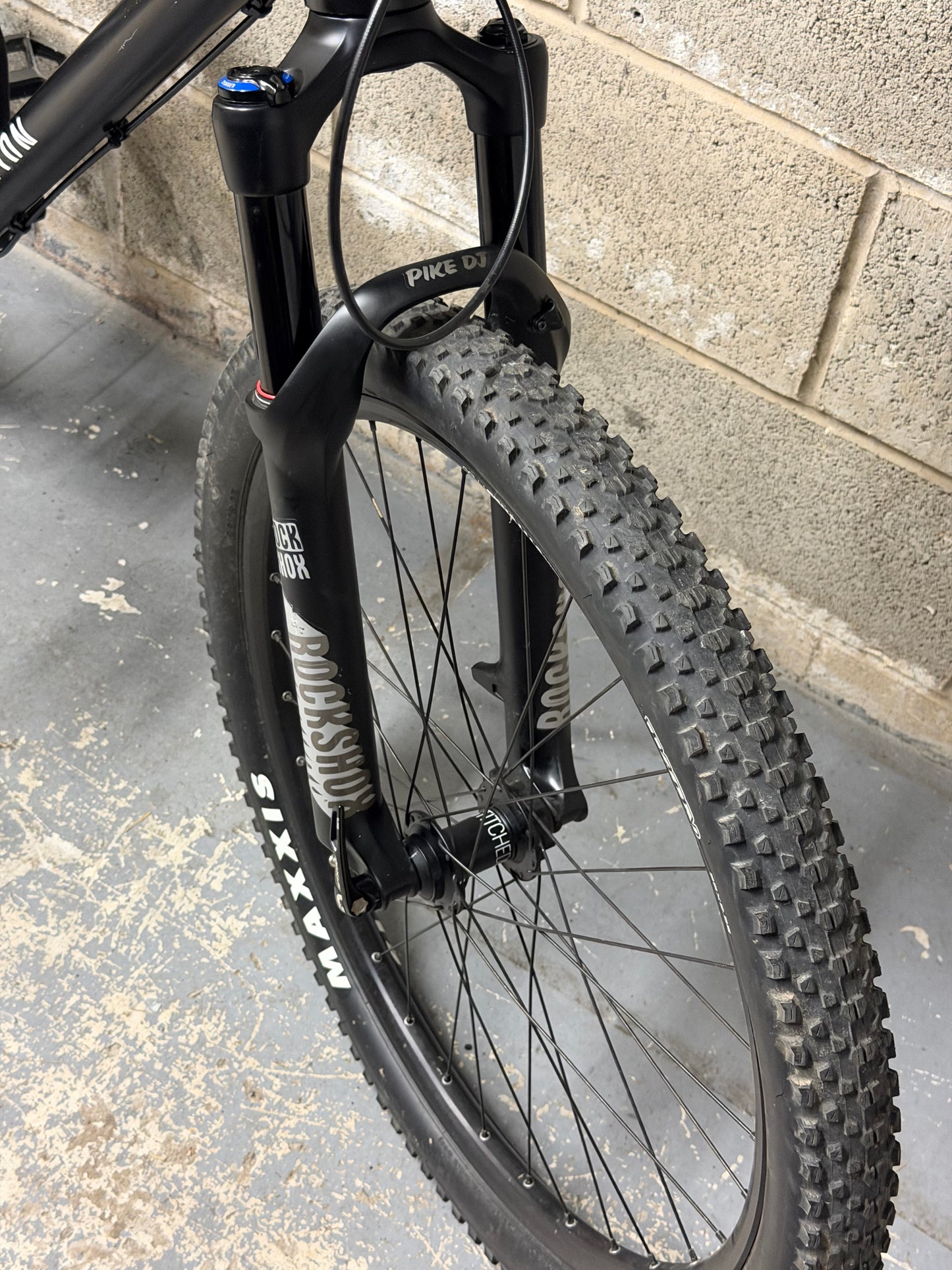 Custom Canyon Stitched 720 Slopestyle Dirt Jump Bike 26”