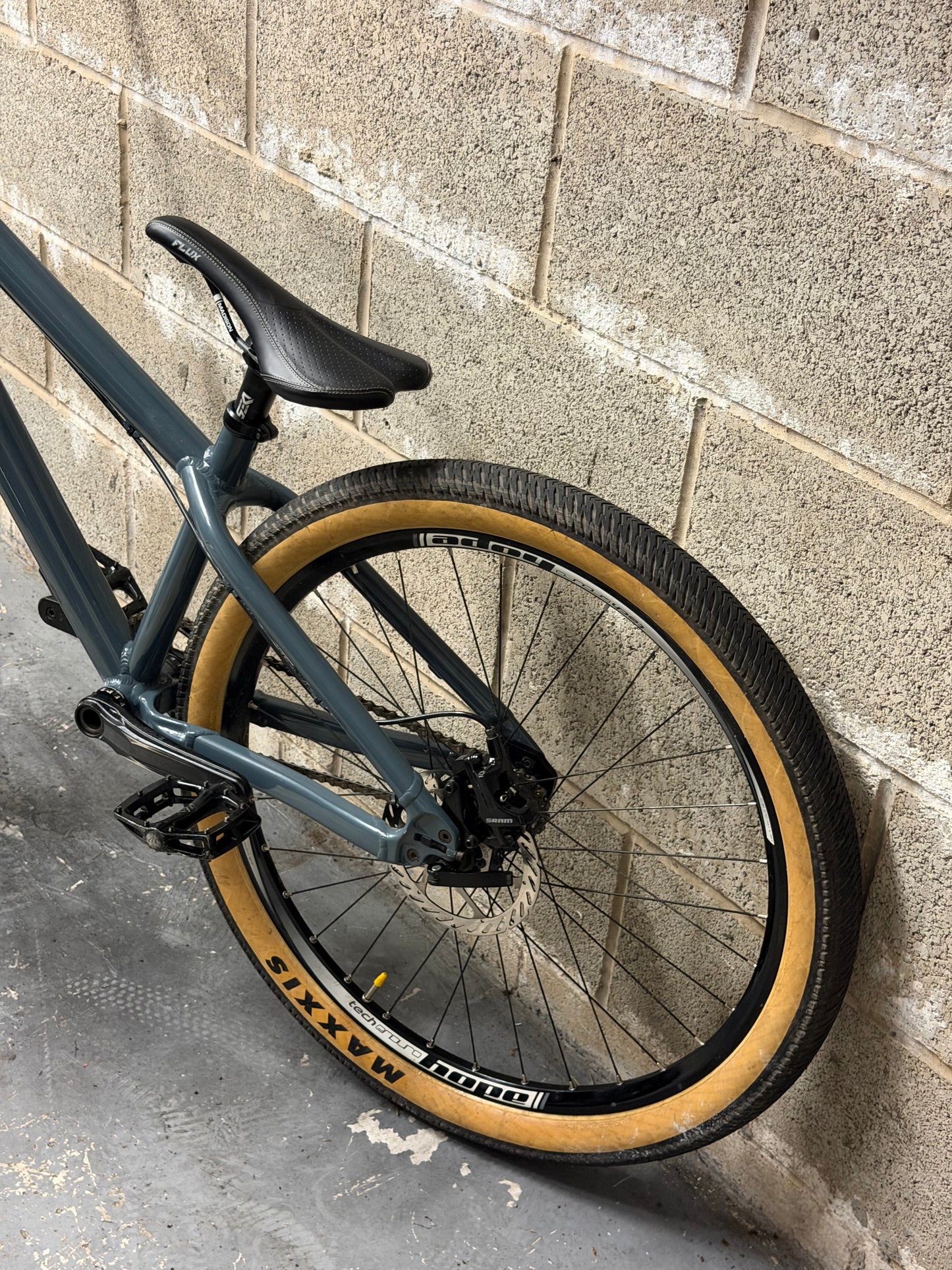 Custom Santa Cruz Jackal Dirt Jump Bike 26”
