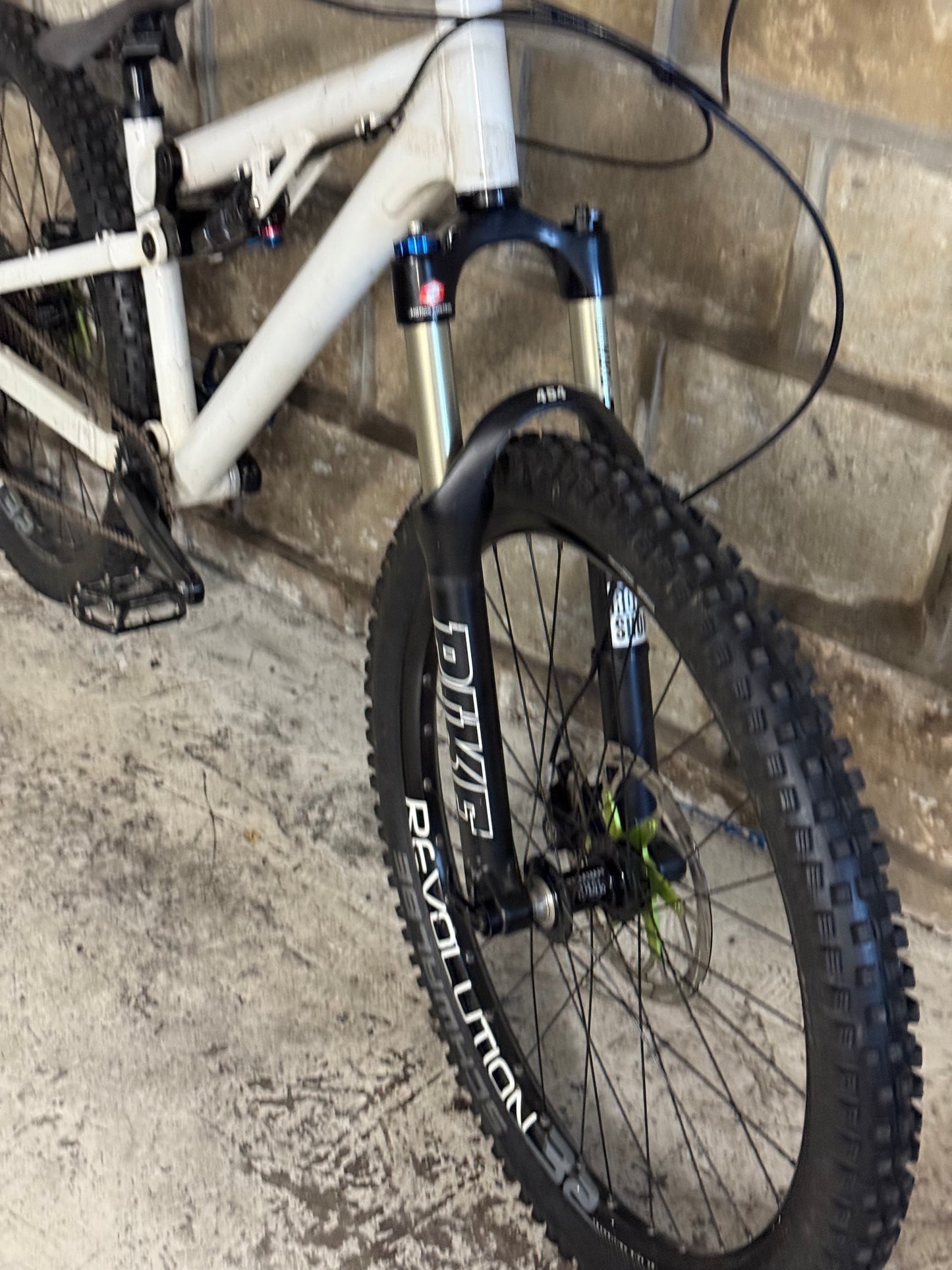 Transition Custom Slopestyle Dirt Jump Bike 26”