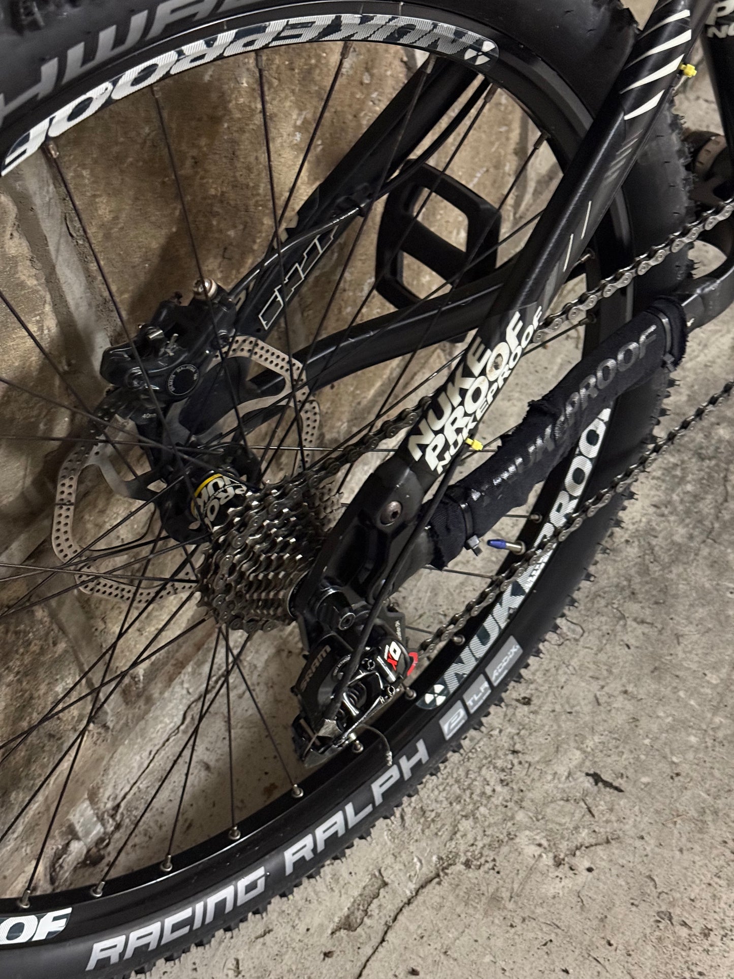 Custom Nukeproof Dirt Jump Bike 26' (RRP £2000)