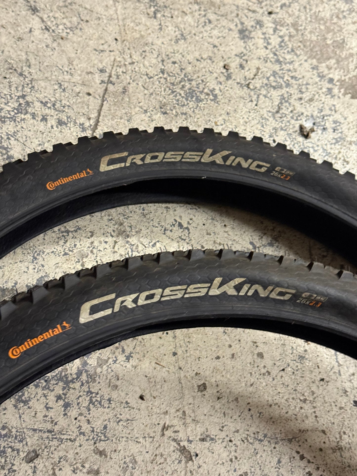 Continental CrossKing Tyres 2.3 Pair 26”