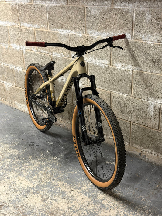 Custom Polygon Trid Dirt Jump Bike 26”