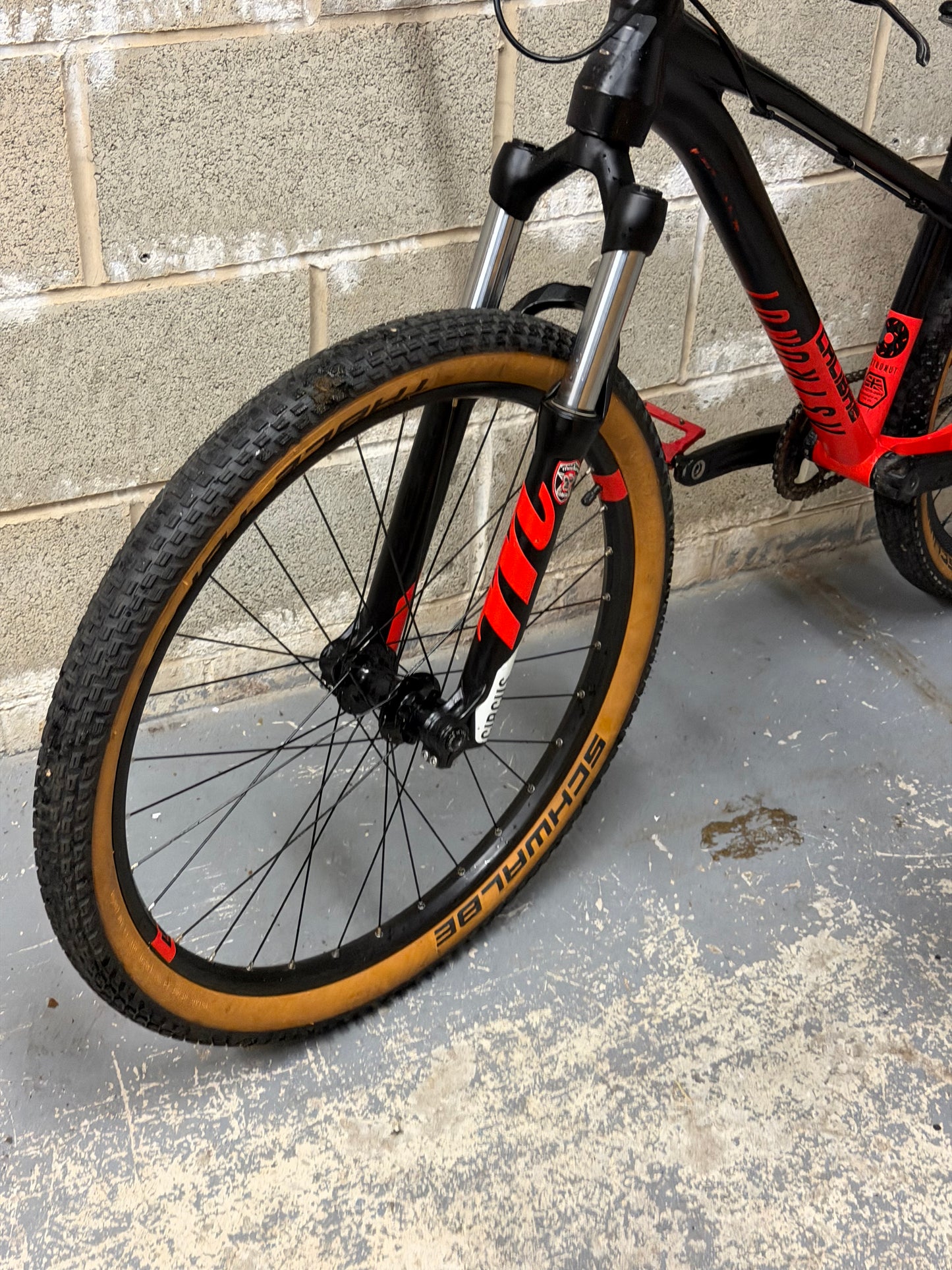 Custom Calibre Astronut Dirt Jump Bike 26”