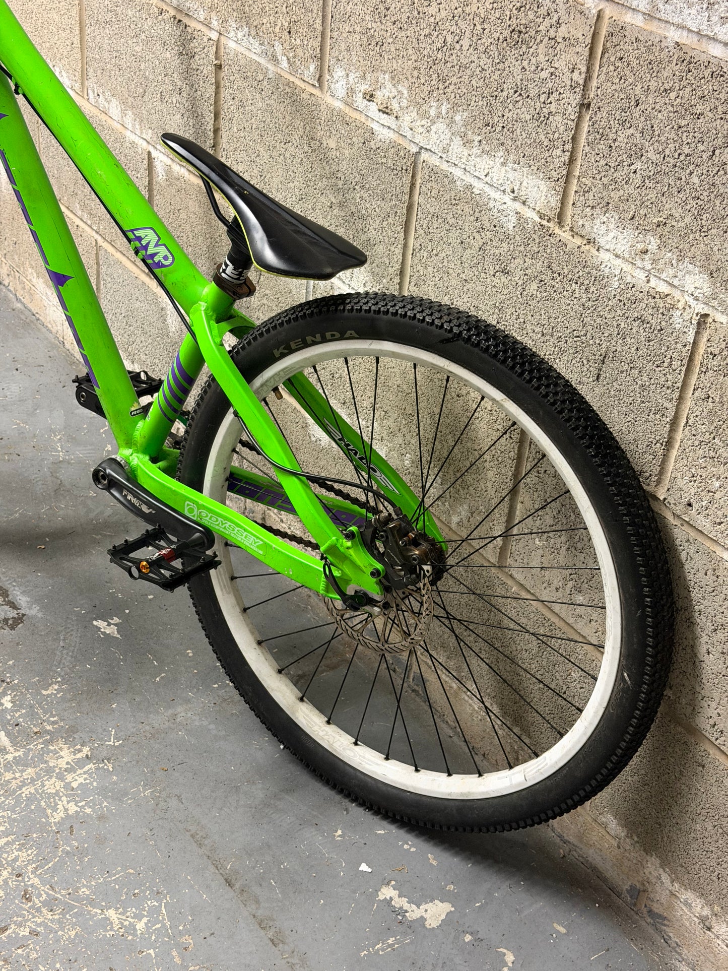 Custom Banshee Amp Dirt Jump Bike 26”