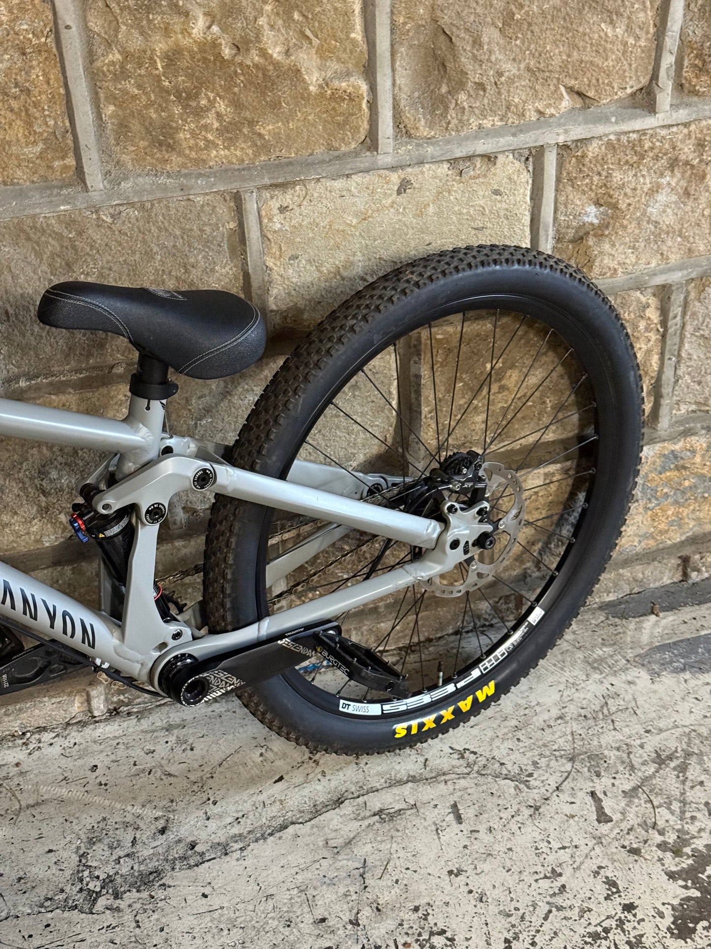 Custom Canyon Stitched 720 Slopestyle Dirt Jump Bike 26”