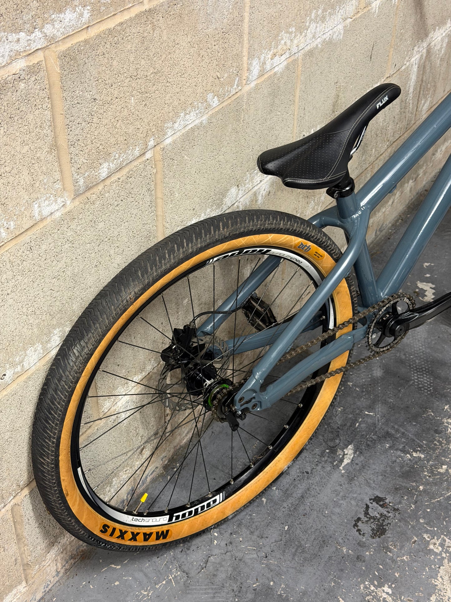 Custom Santa Cruz Jackal Dirt Jump Bike 26”