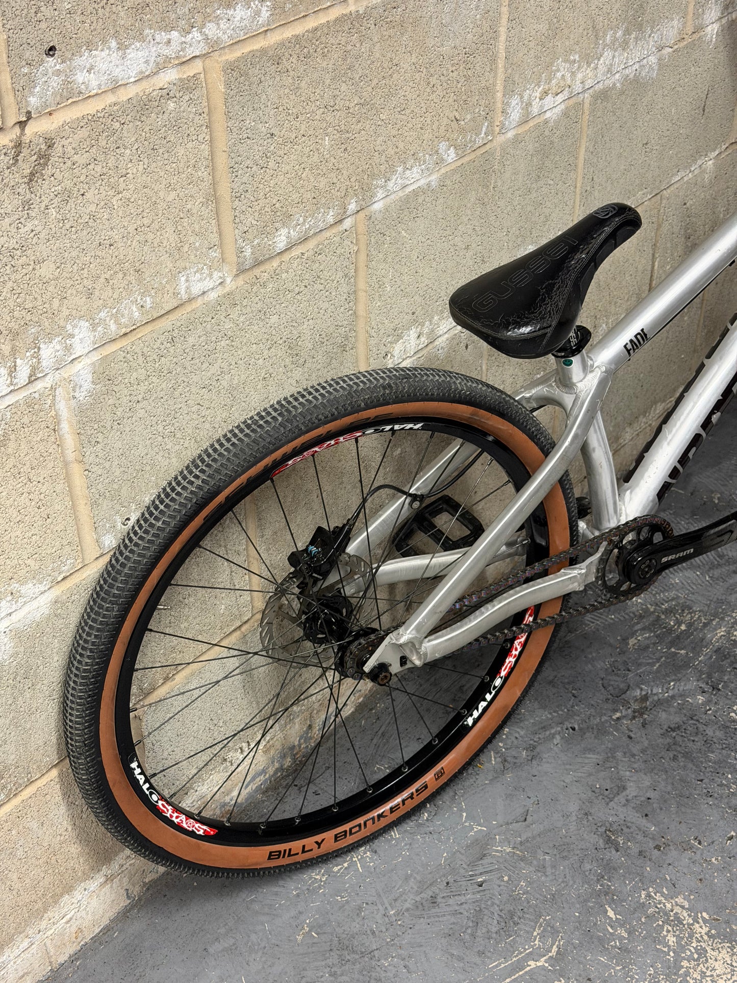 Custom Airdrop Fade Dirt Jump Bike 26”