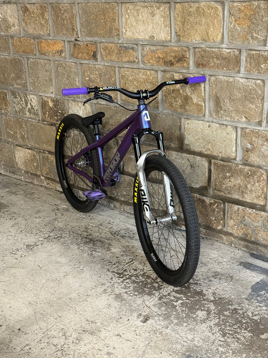 Custom Airdrop Fade Dirt Jump Bike 26”