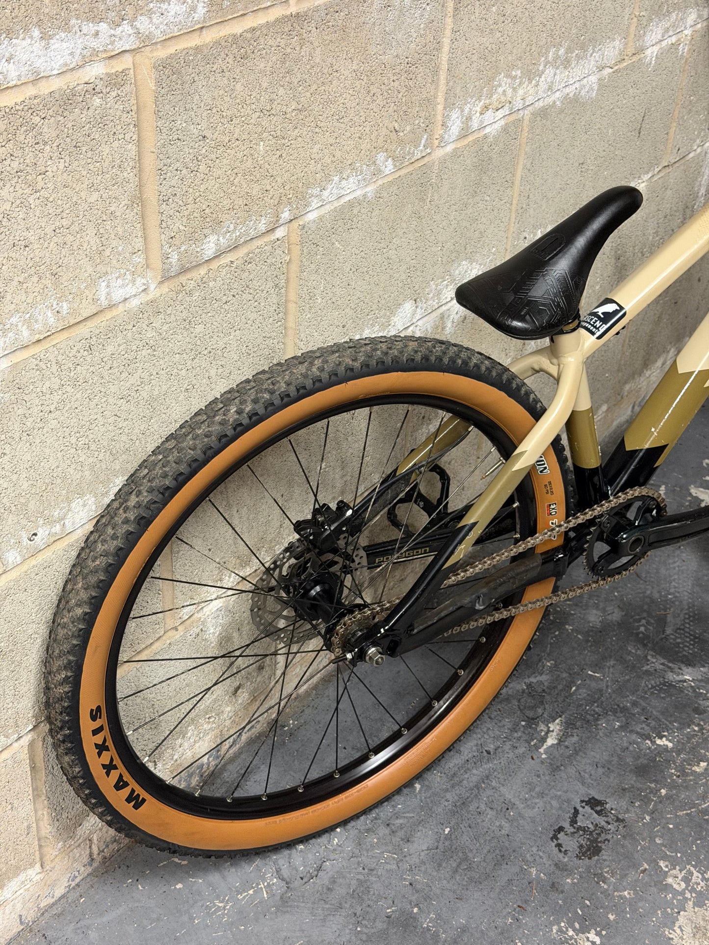 Custom Polygon Trid Dirt Jump Bike 26”