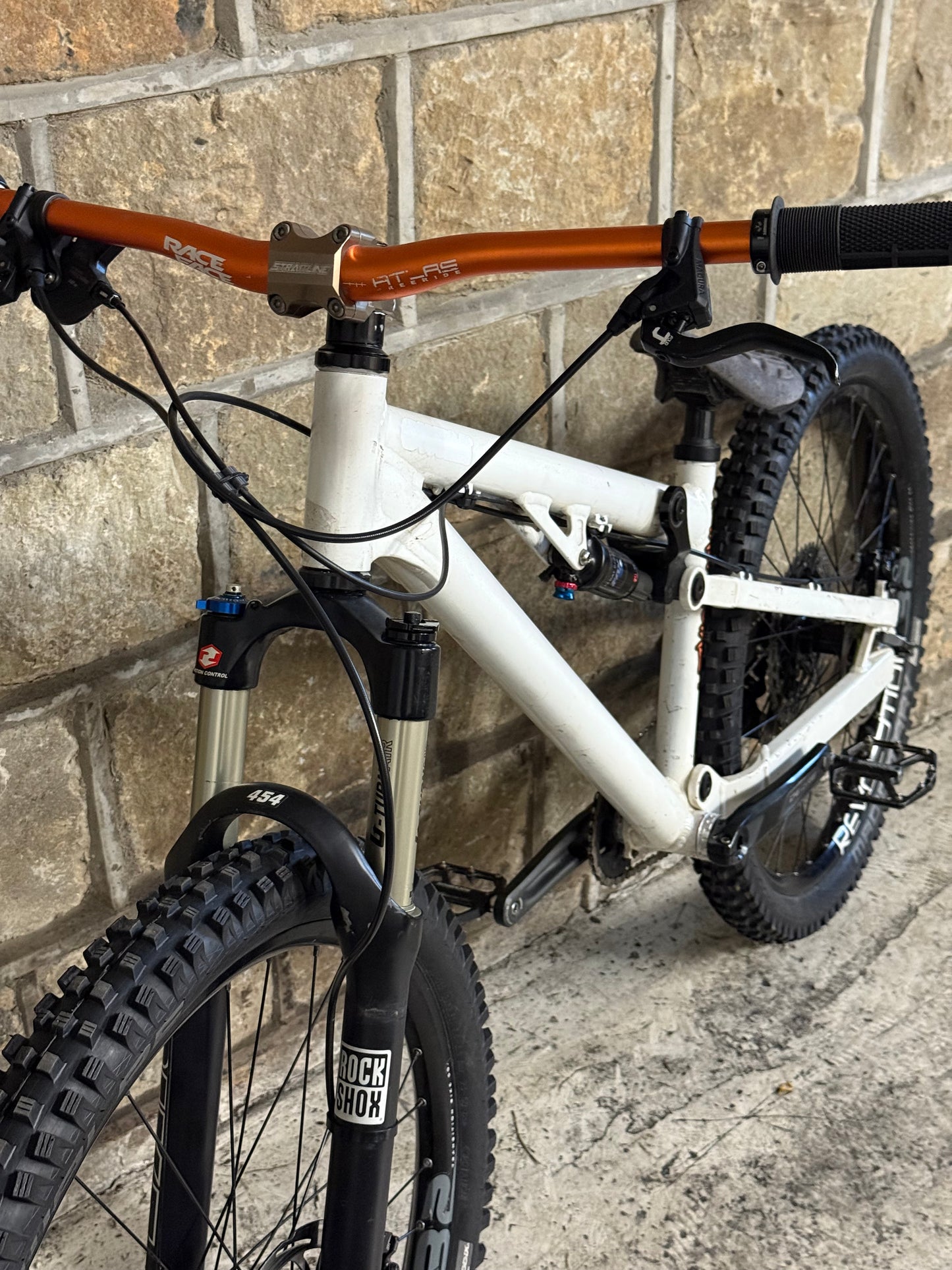 Transition Custom Slopestyle Dirt Jump Bike 26”