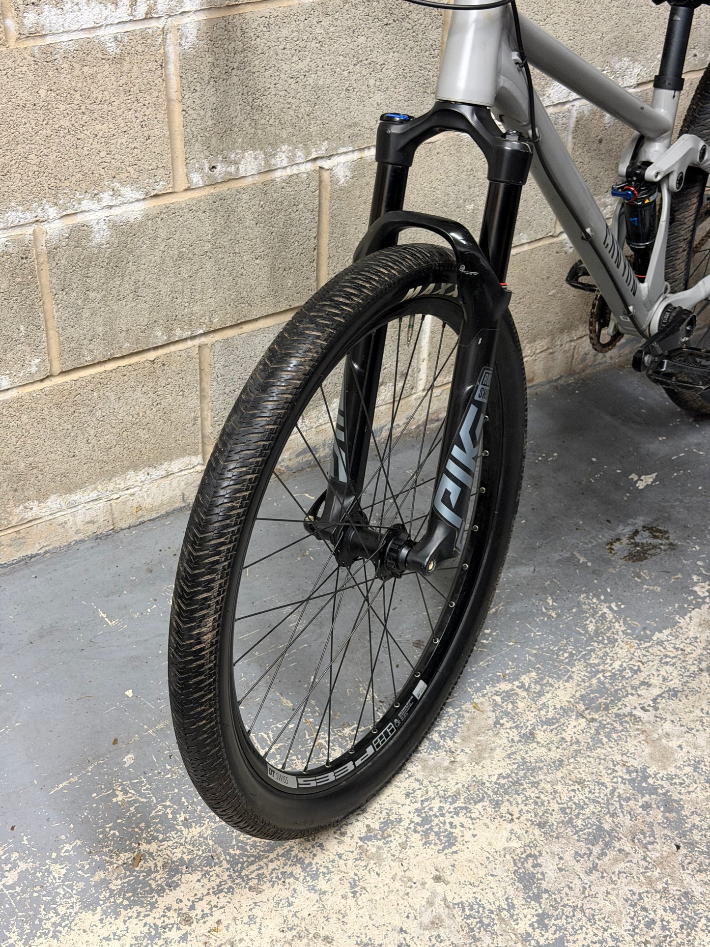 Custom Canyon Stitched 720 Slopestyle Dirt Jump Bike 26”