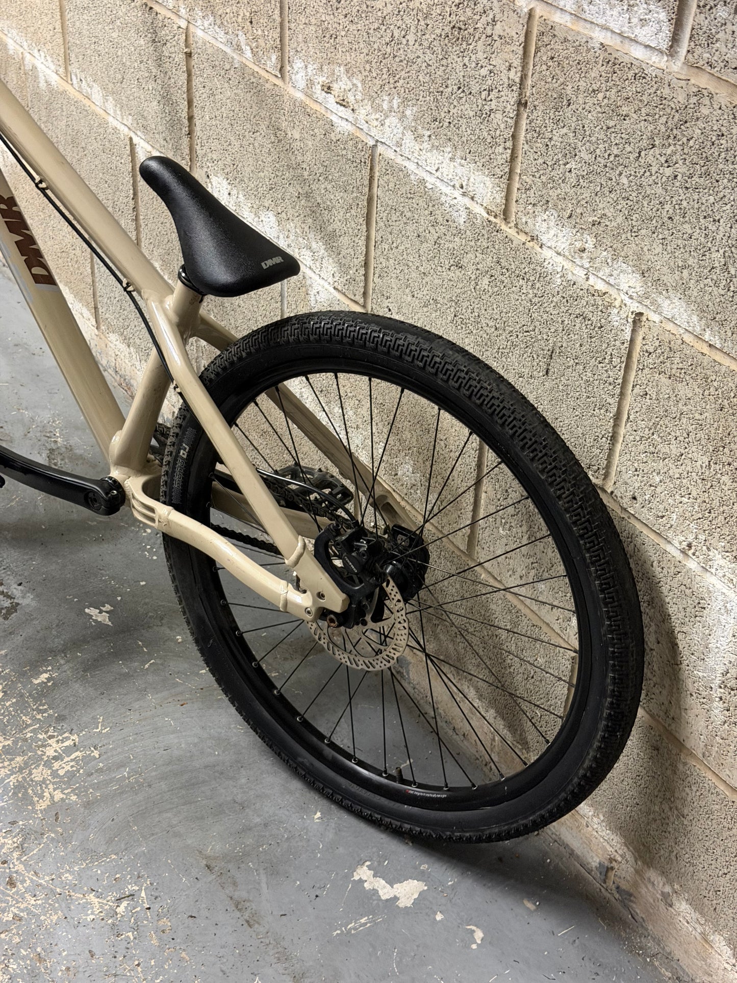 DMR Rhythm Team Dirt Jump Bike 26”