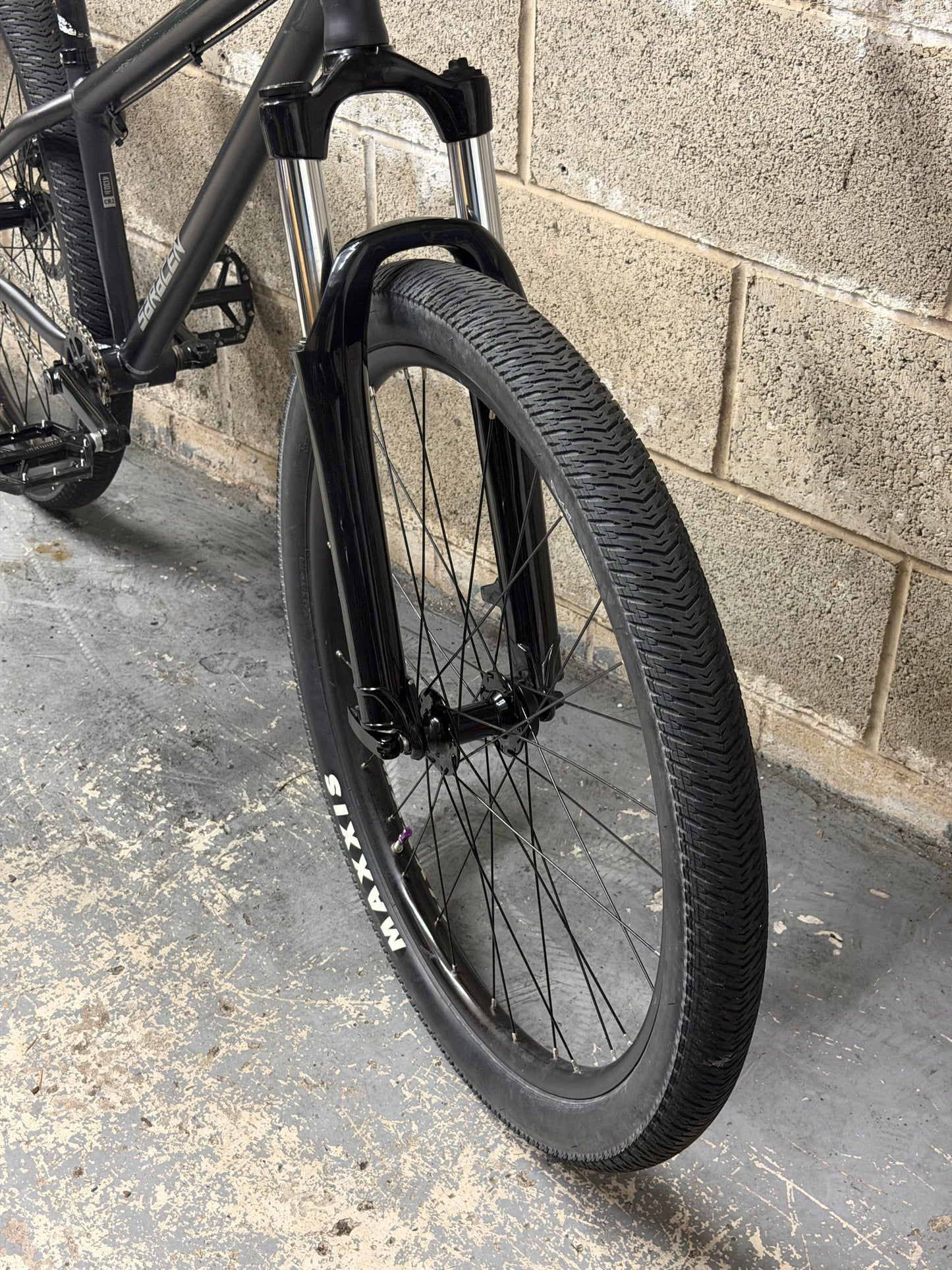 Custom Saracen Dirt Jump Bike 26”