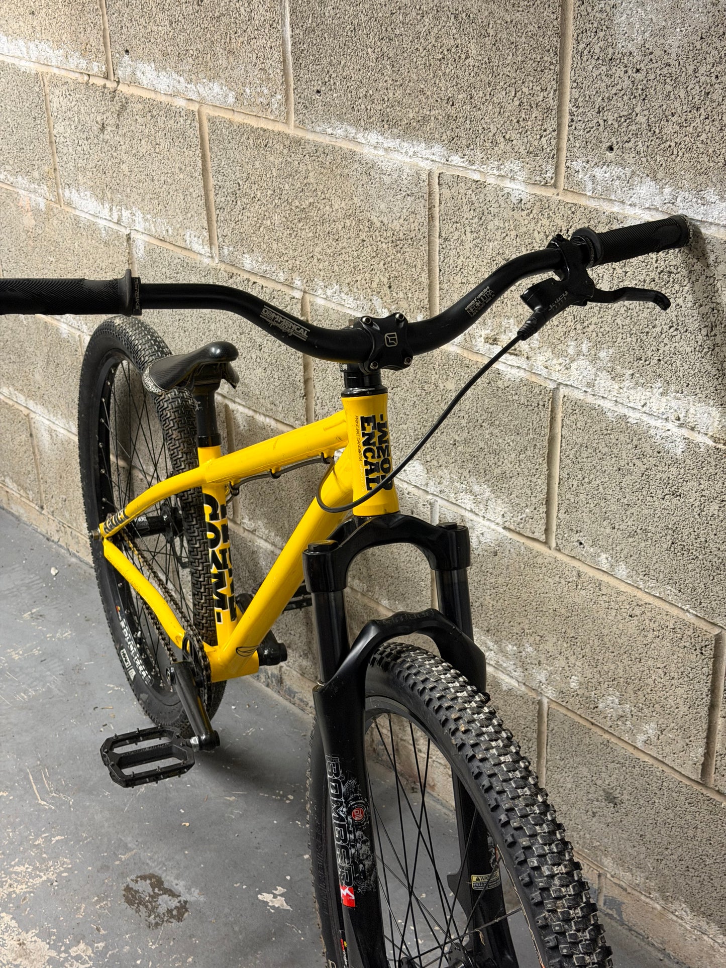 Custom Commencal Dirt Jump Bike 26”