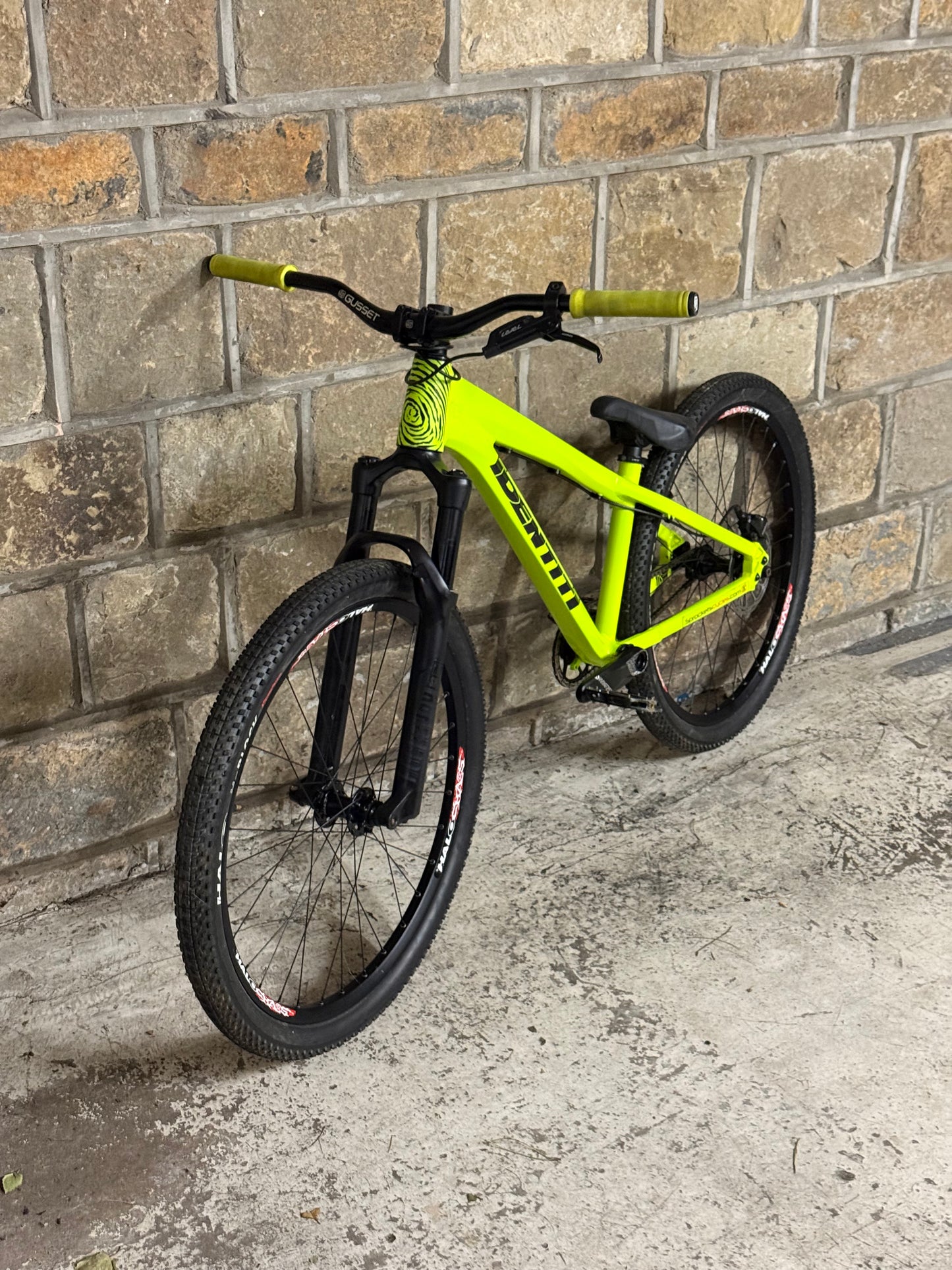 Custom Identiti Dirt Jump Bike 26”
