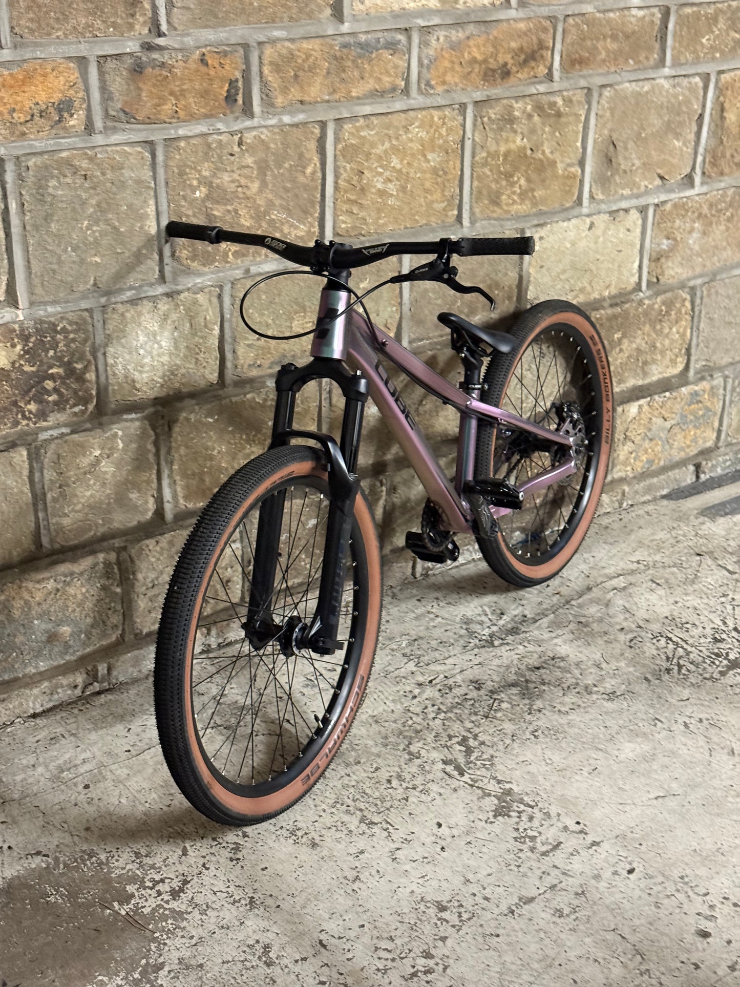 Custom Cube Dirt Jump Bike 24”