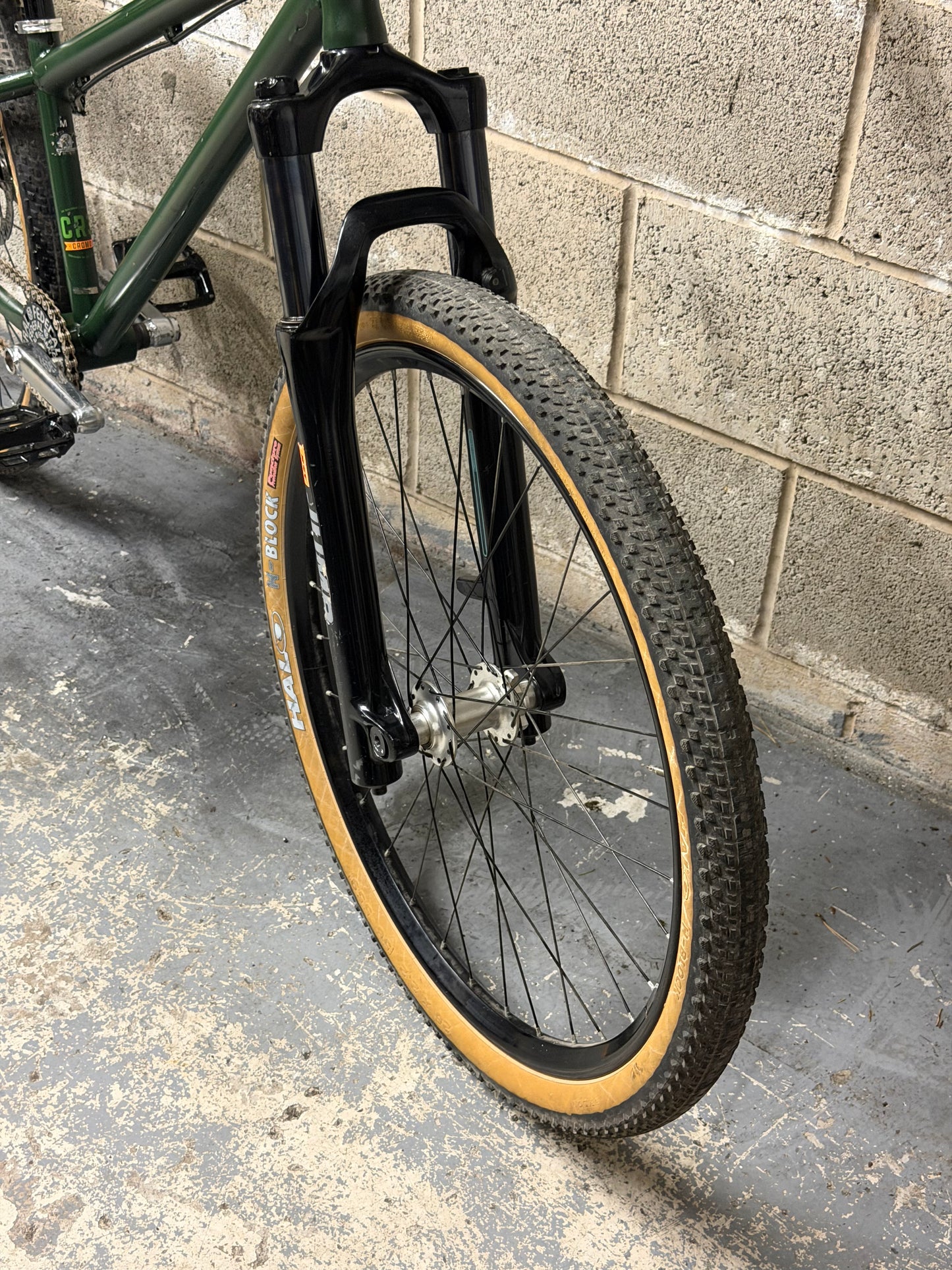 Custom Saracen Dirt Jump Bike 26”