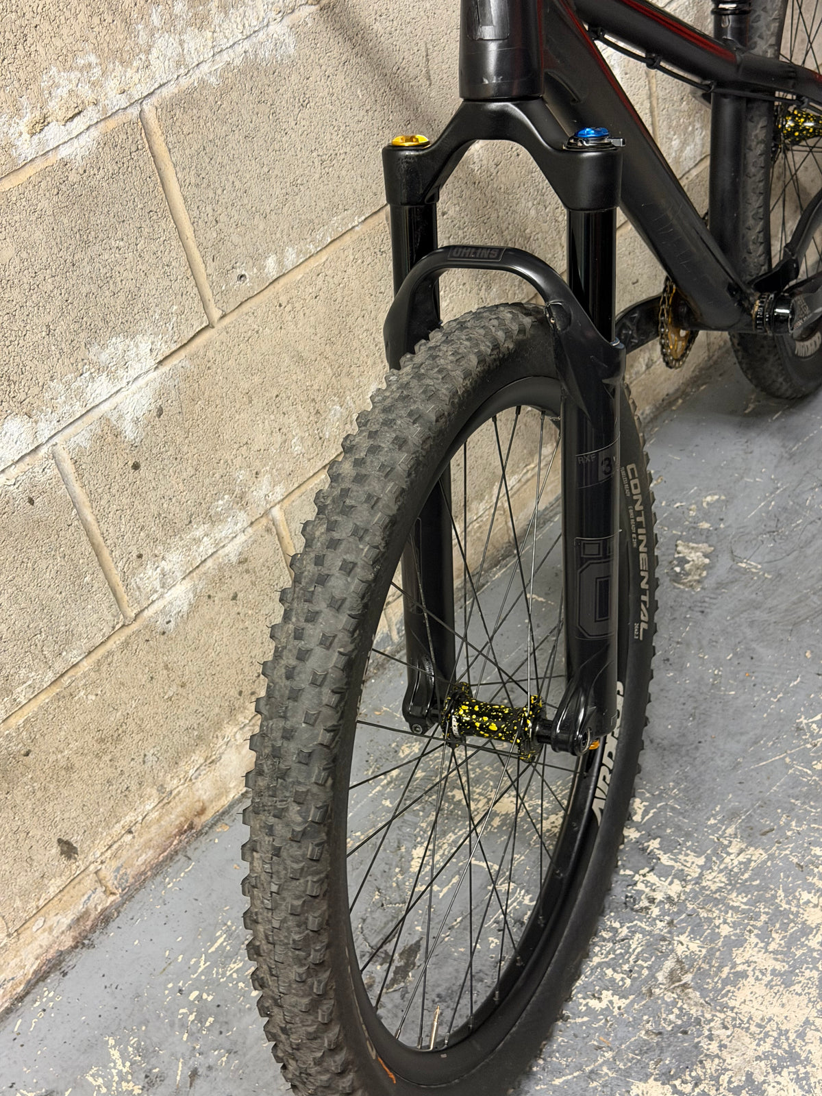 Custom Airdrop Fade Ohlins Dirt Jump Bike 26”