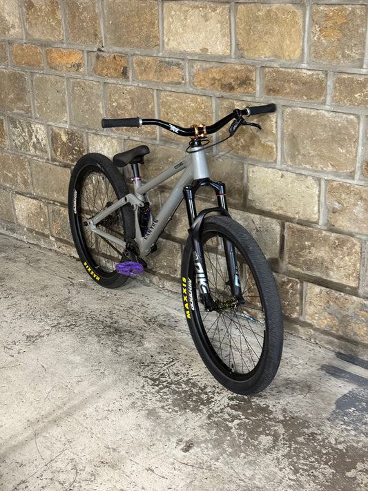 Custom Canyon Stitched 720 Slopestyle Dirt Jump Bike 26”
