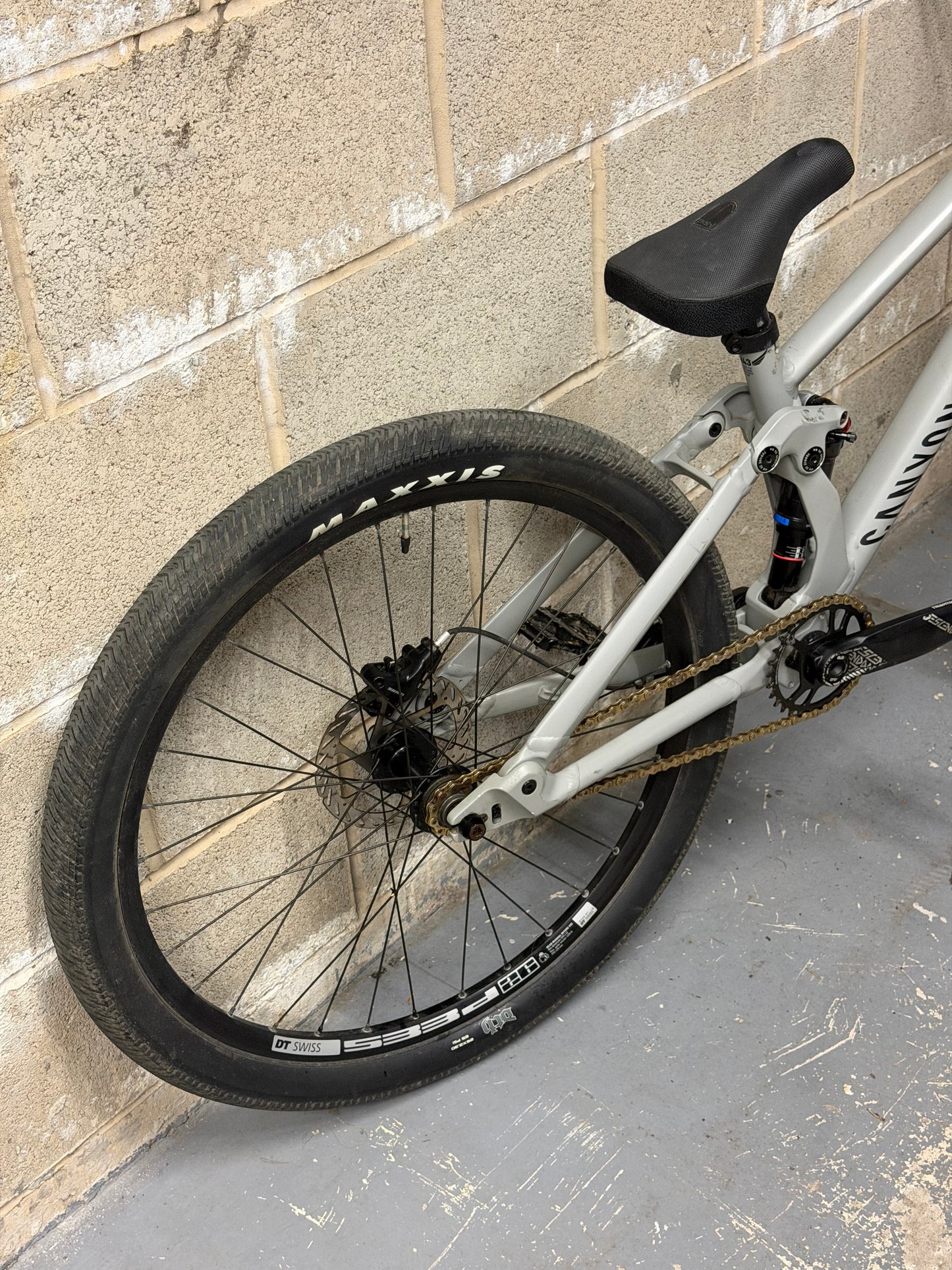 Custom Canyon Stitched 720 Slopestyle Dirt Jump Bike 26”
