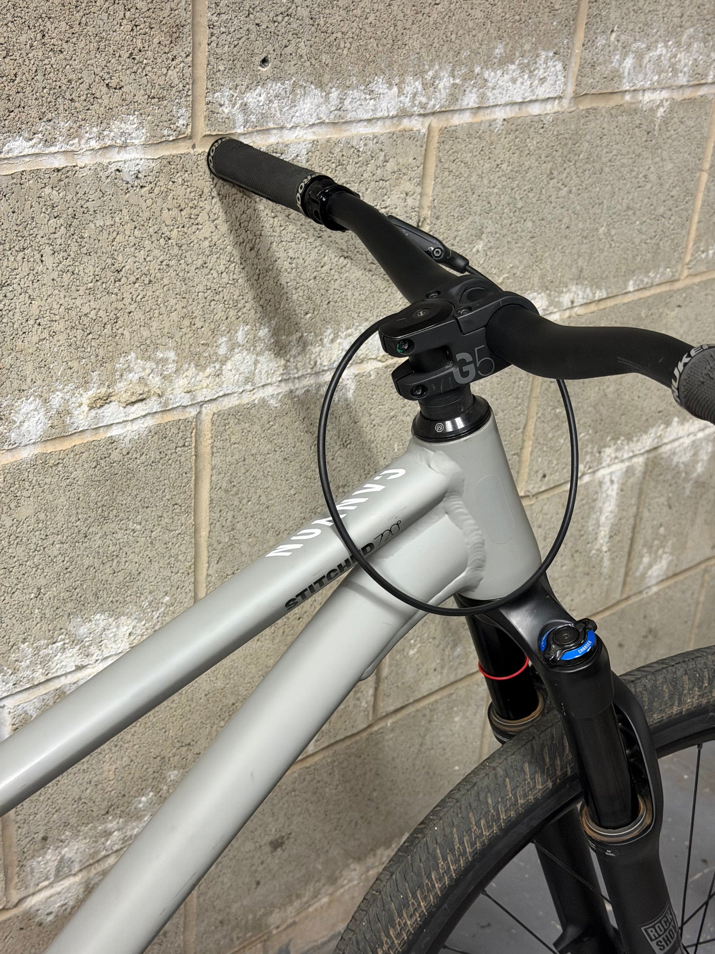 Custom Canyon Stitched 720 Slopestyle Dirt Jump Bike 26”